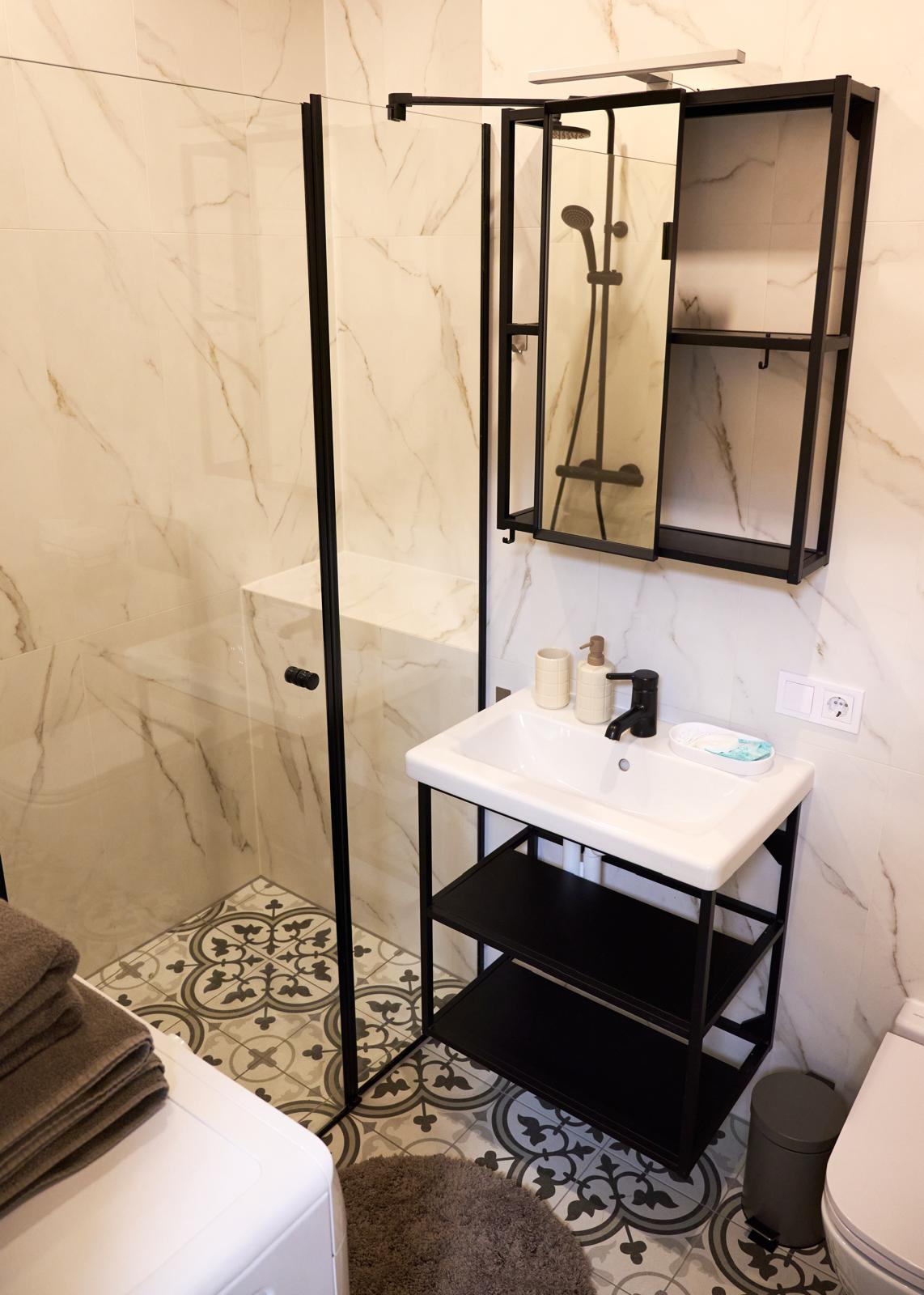 Izīrē dzīvokli, Dzirnavu iela 20 - Attēls 1