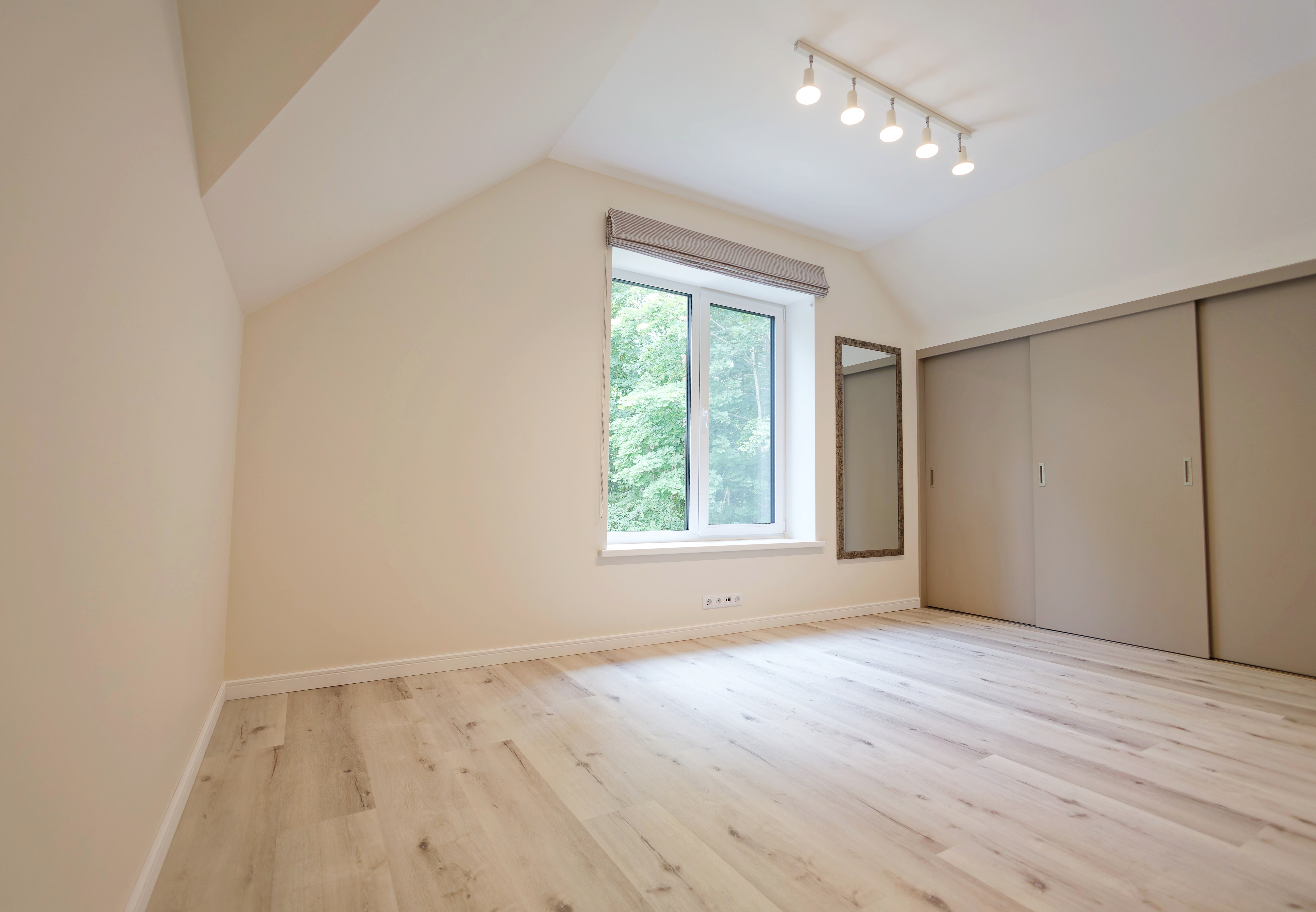 House for rent, Rosmes street - Image 1