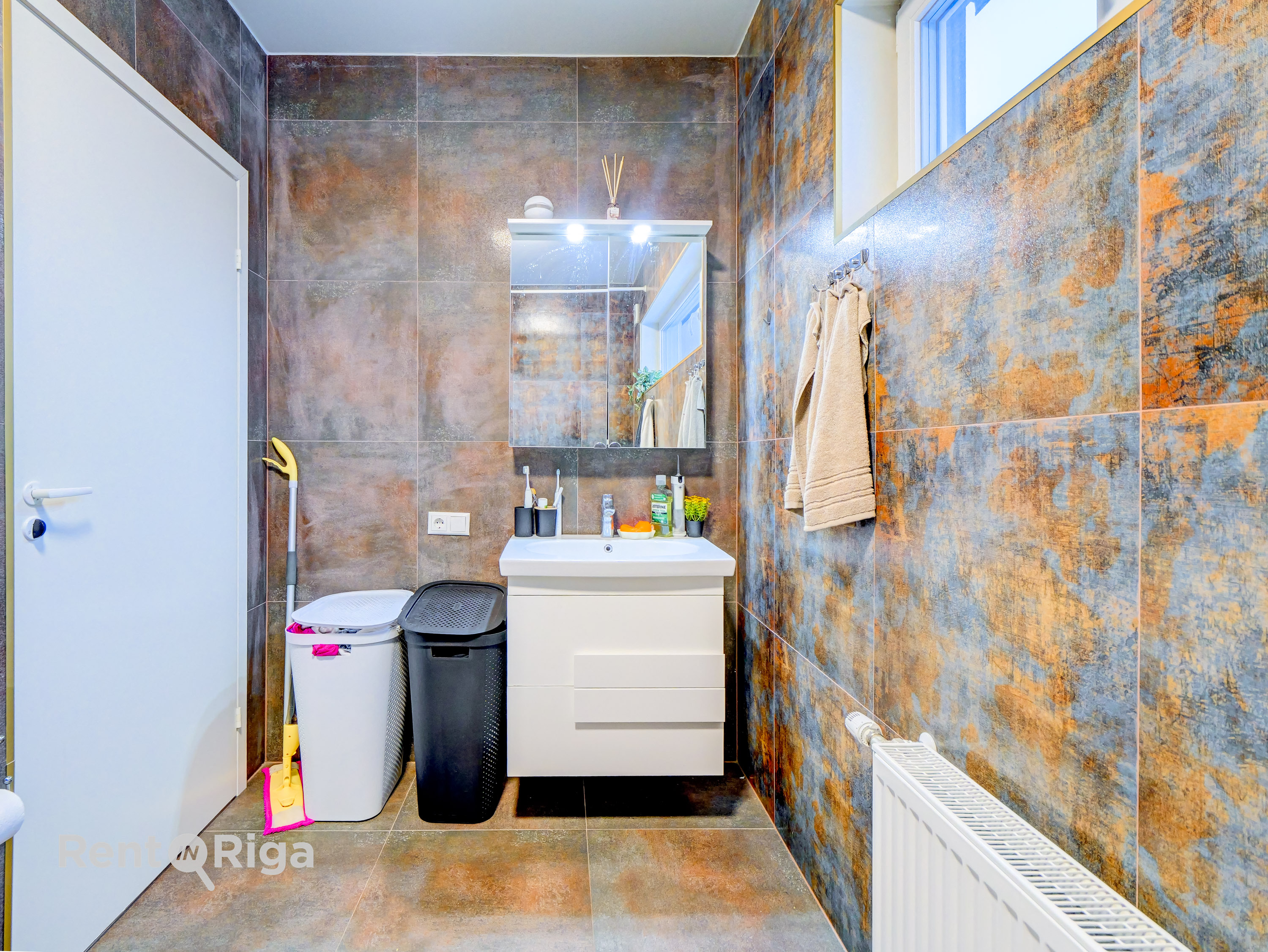 Pārdod māju, Cērpu iela - Attēls 1