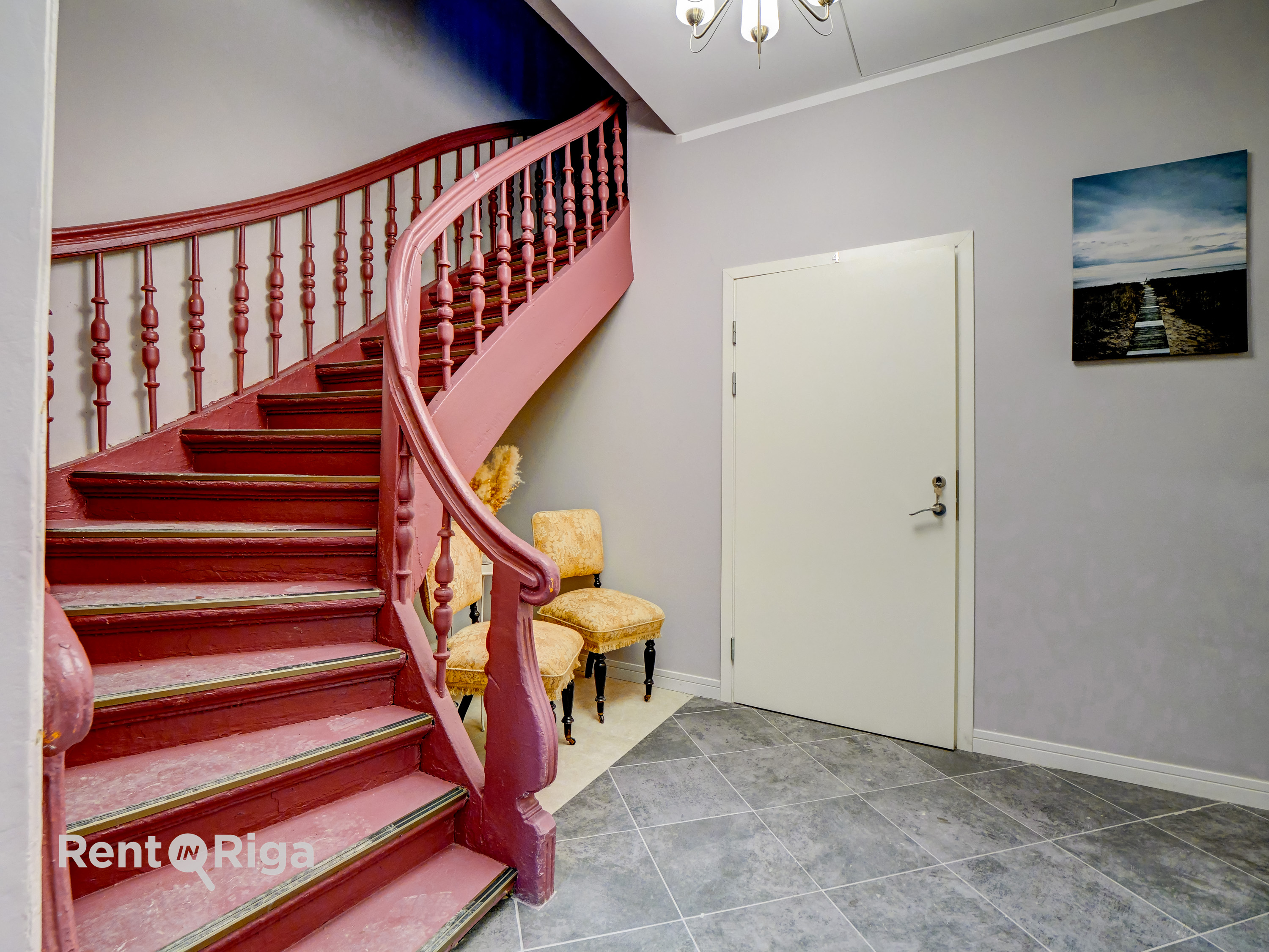 Pārdod dzīvokli, Dzelzceļa iela 3A - Attēls 1