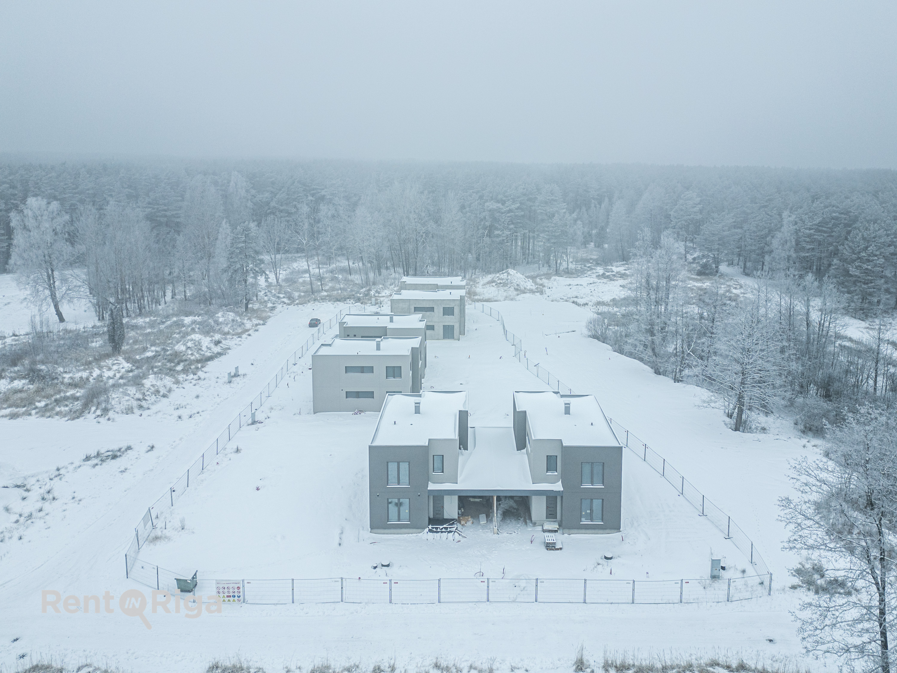 Pārdod māju, Lupīnu iela - Attēls 1