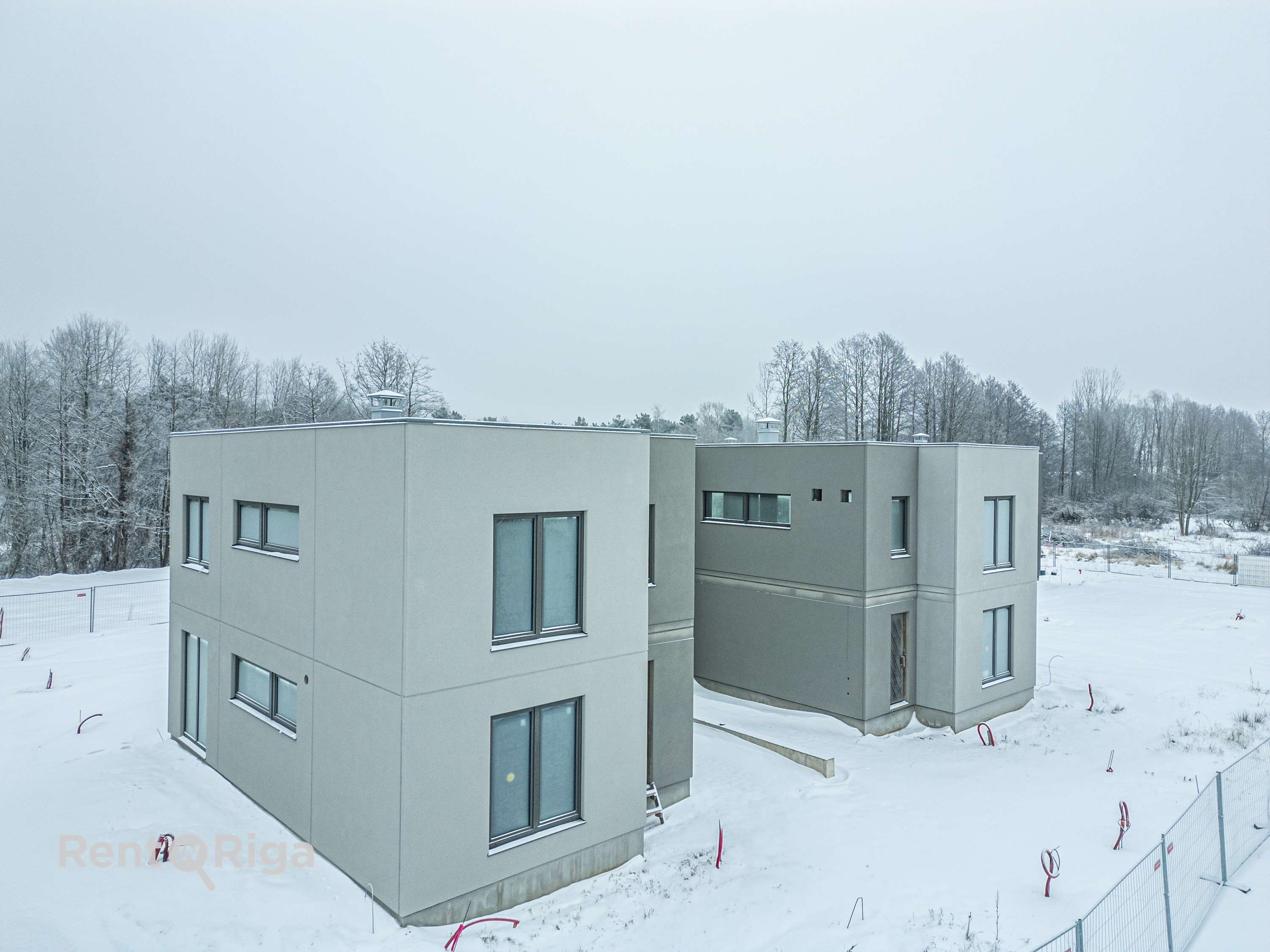 Pārdod māju, Lupīnu iela - Attēls 1