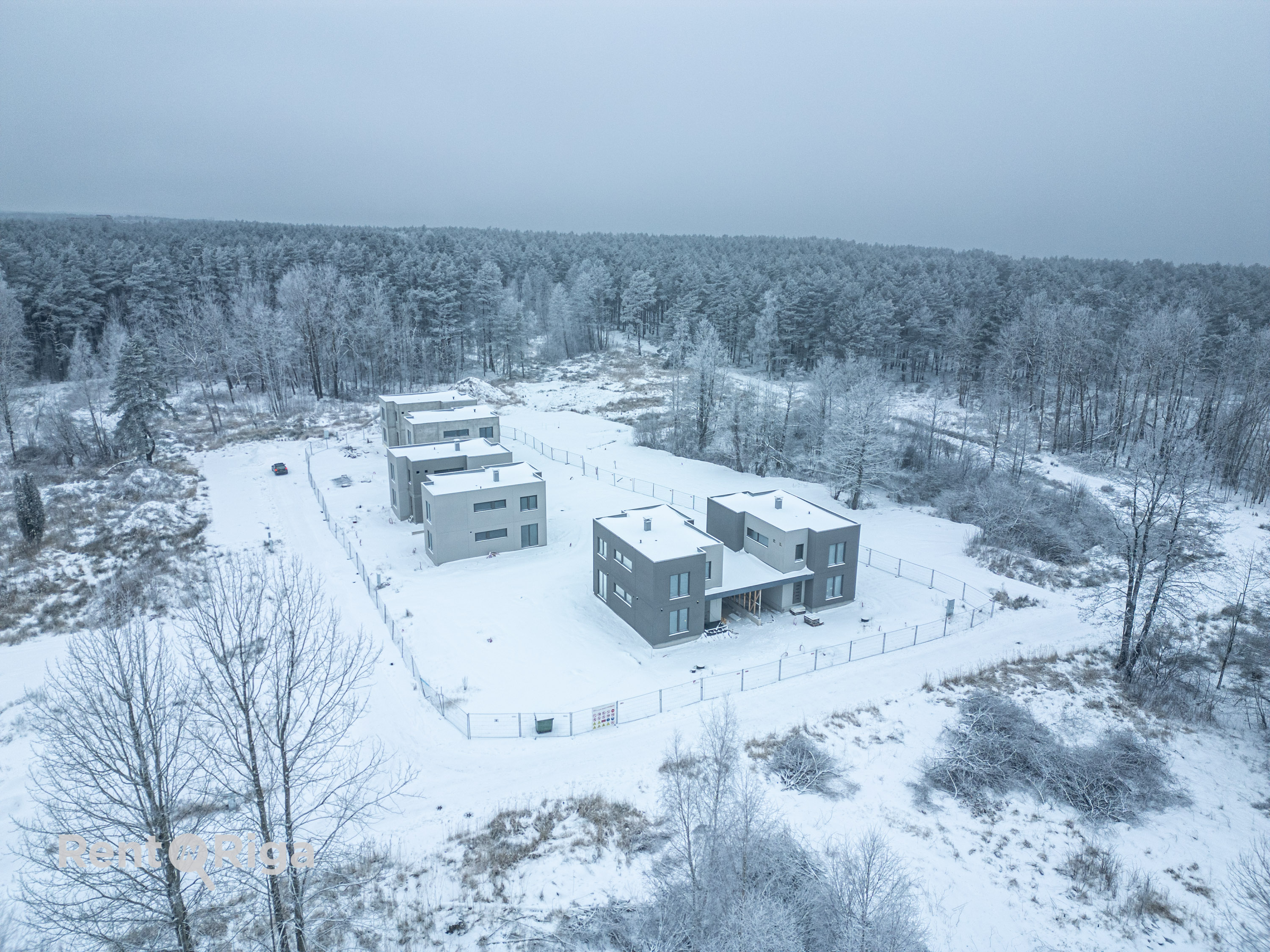 Pārdod māju, Lupīnu iela - Attēls 1