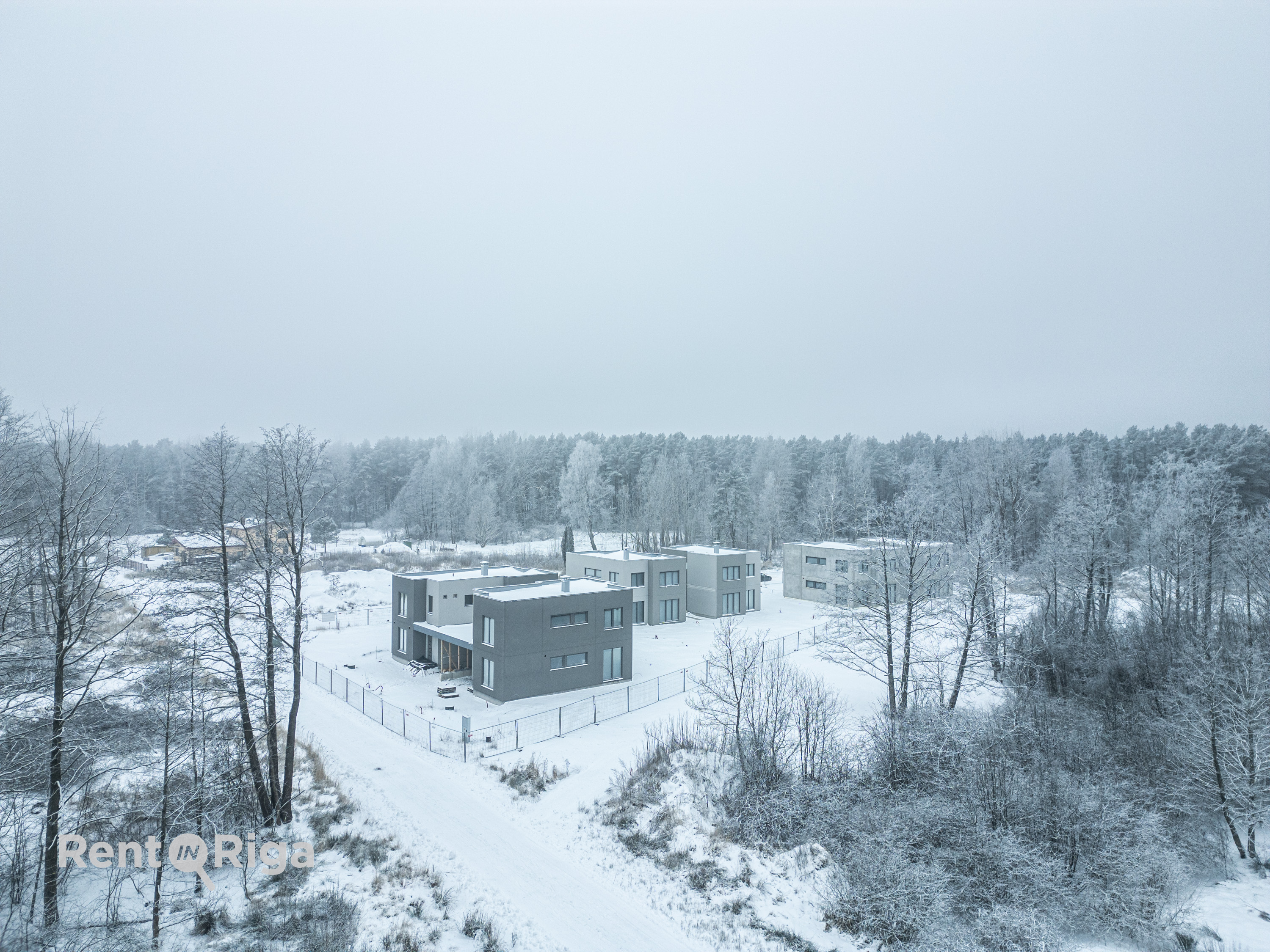 Pārdod māju, Lupīnu iela - Attēls 1