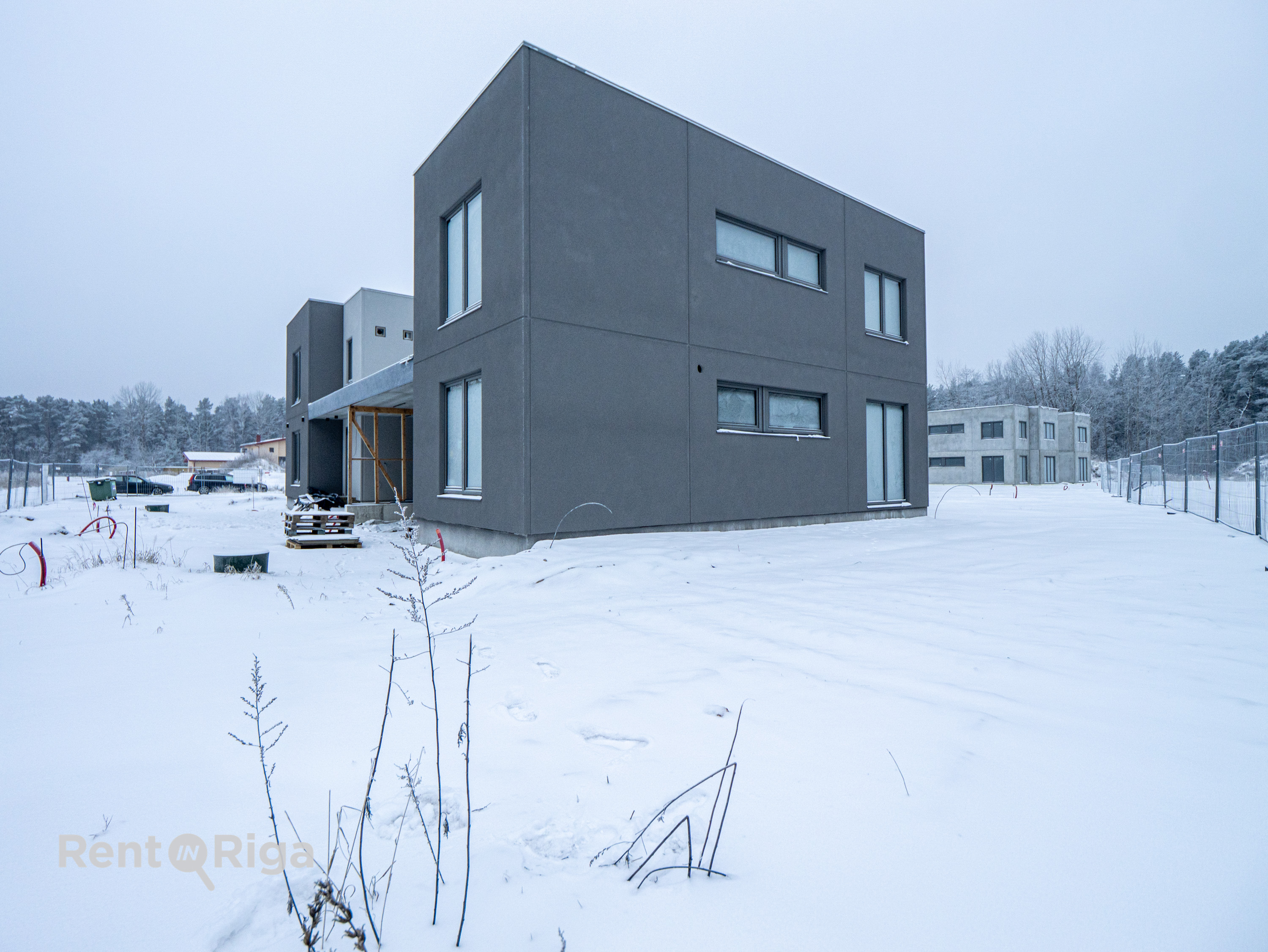 Pārdod māju, Lupīnu iela - Attēls 1