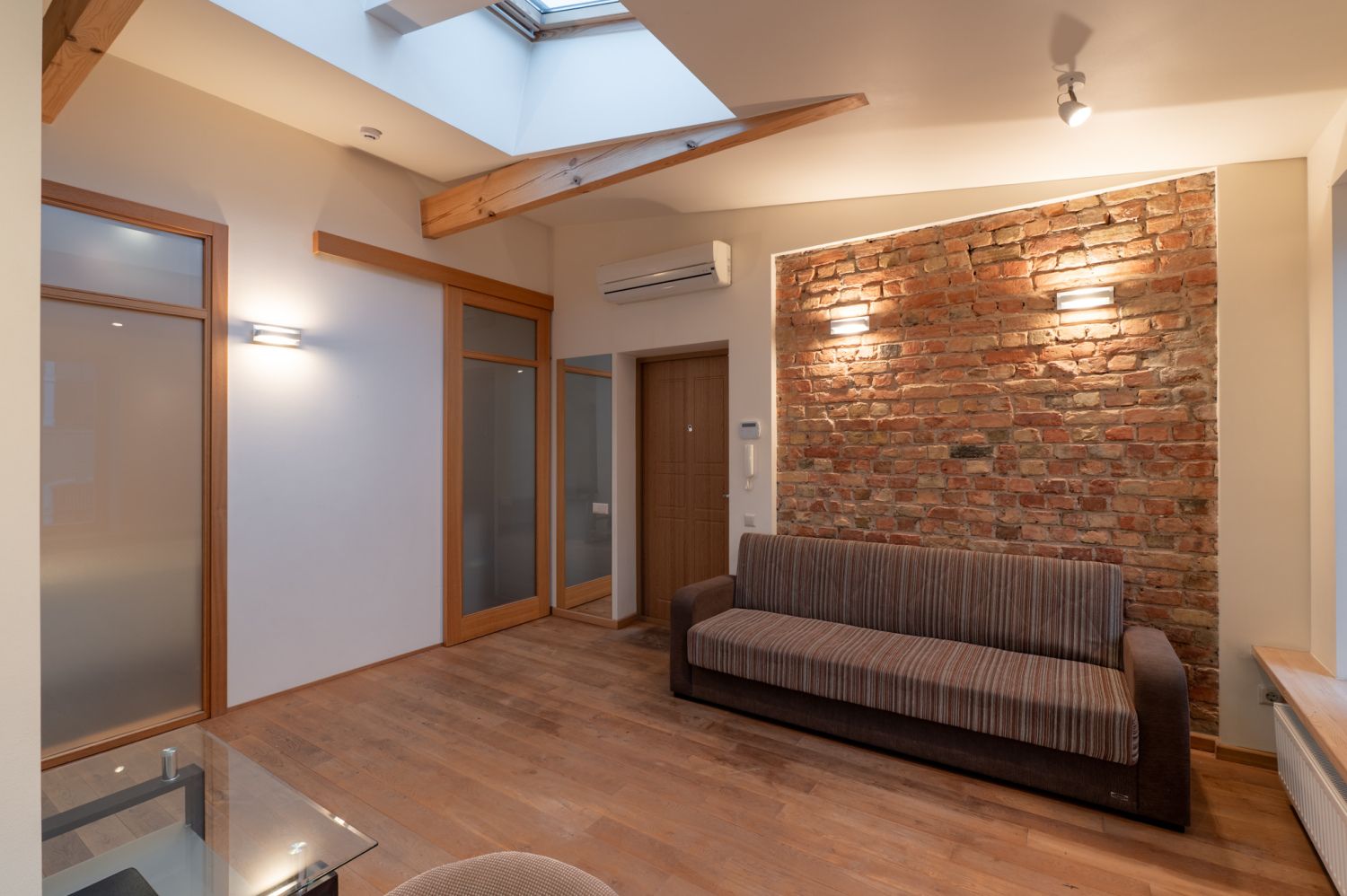 Pārdod dzīvokli, Dzirnavu iela 70 - Attēls 1