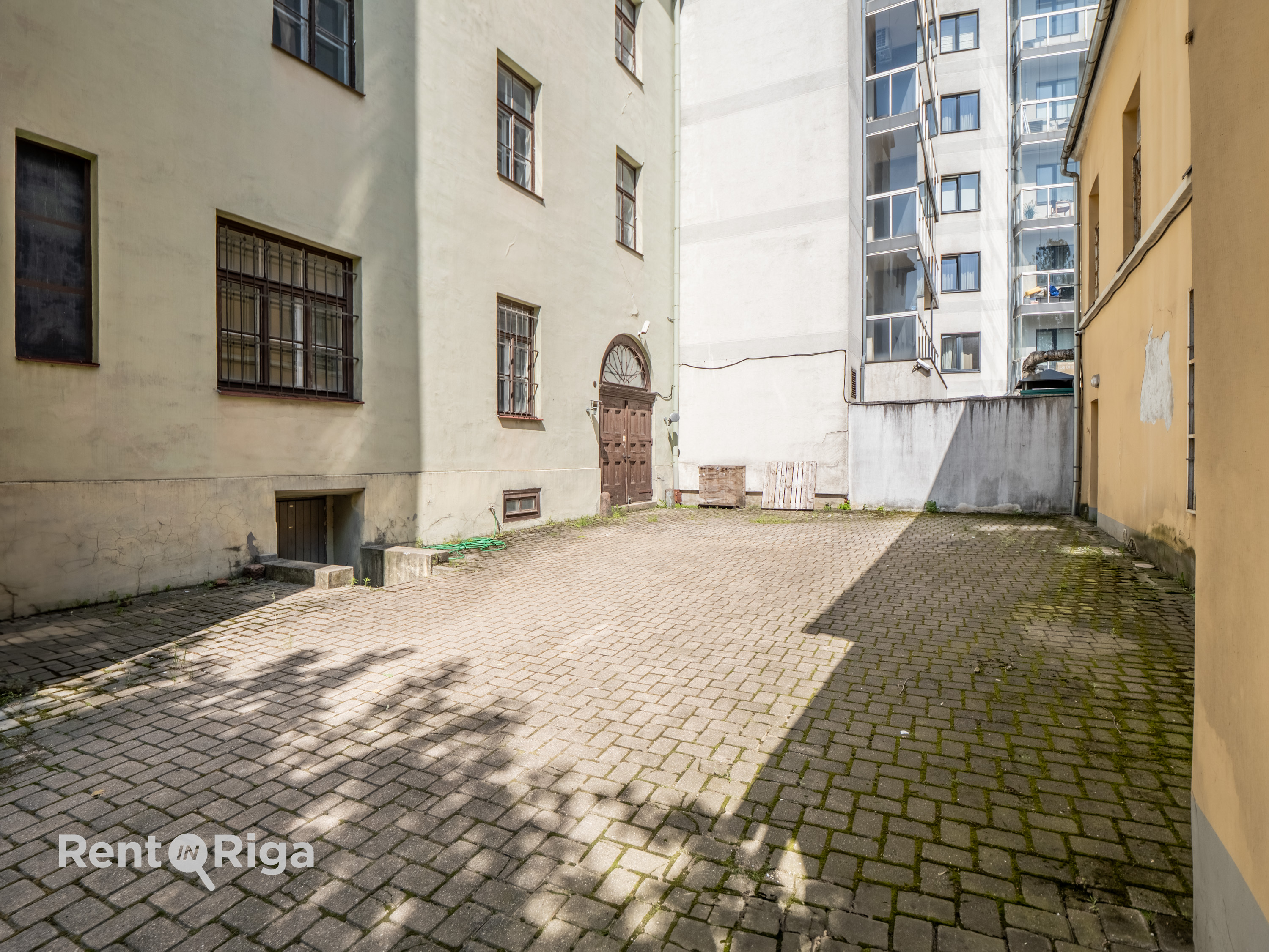 Продают домовладение, улица Kalēju - Изображение 1