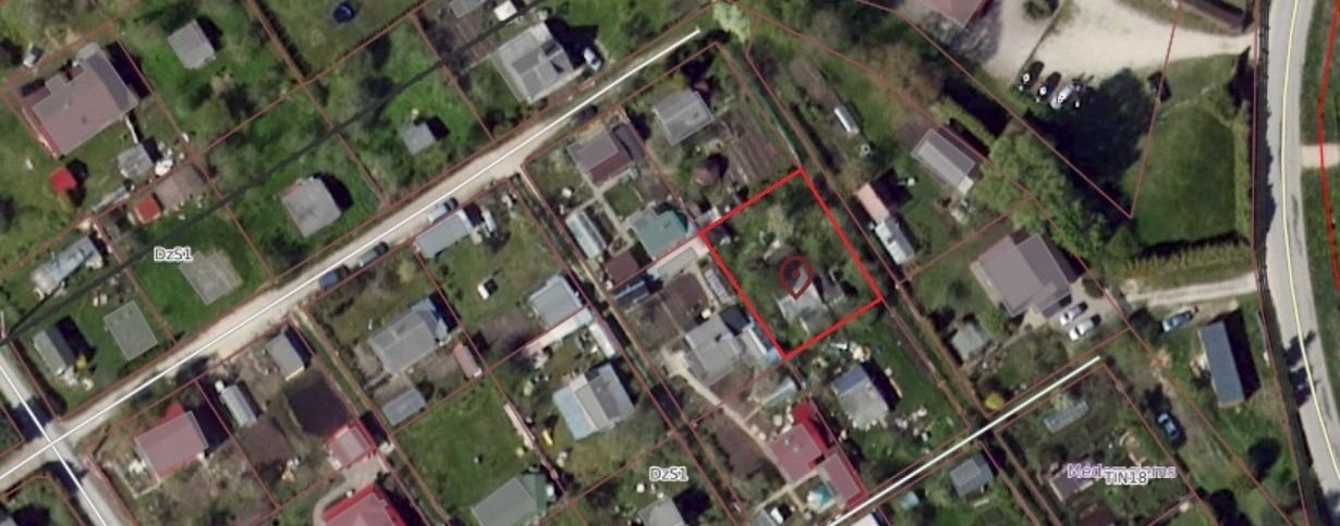 Pārdod zemi, Medema iela - Attēls 1