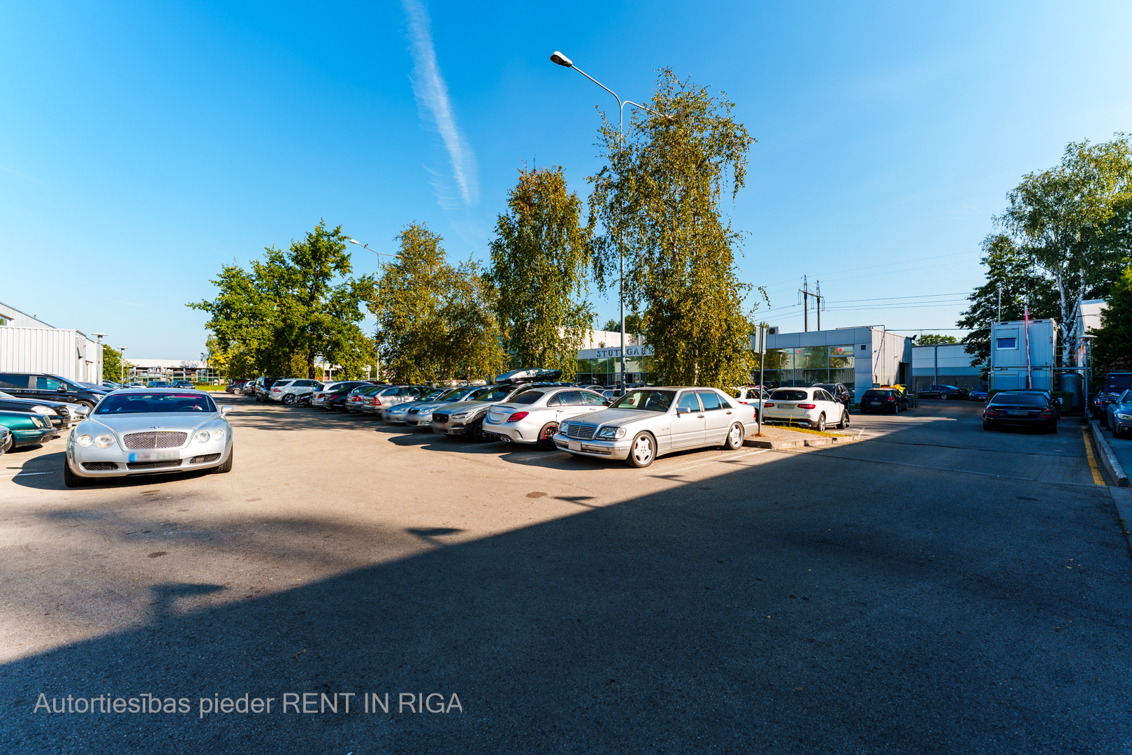 Pārdod zemi, Kārļa Ulmaņa gatve - Attēls 1