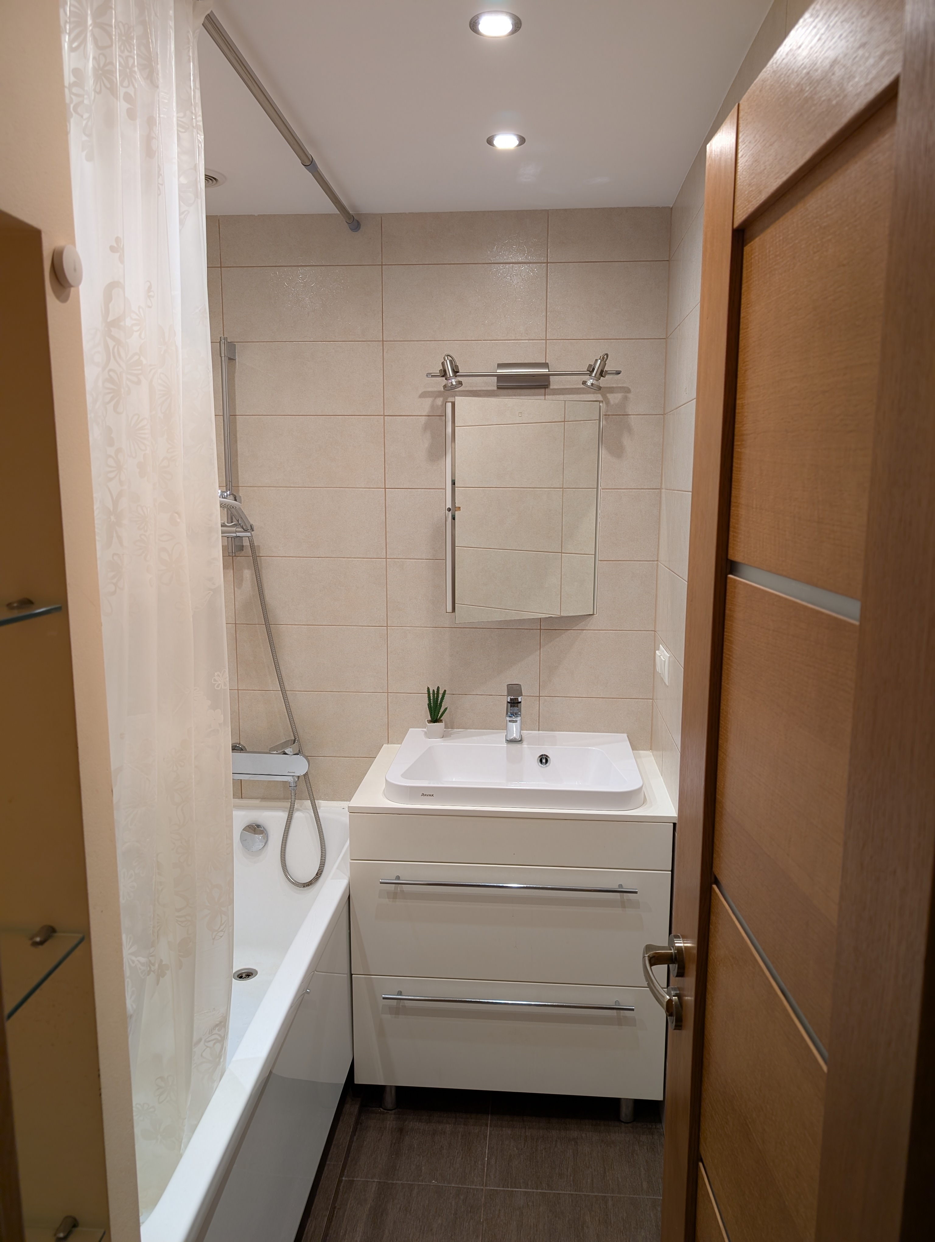 Pārdod dzīvokli, Praulienas iela 6 - Attēls 1