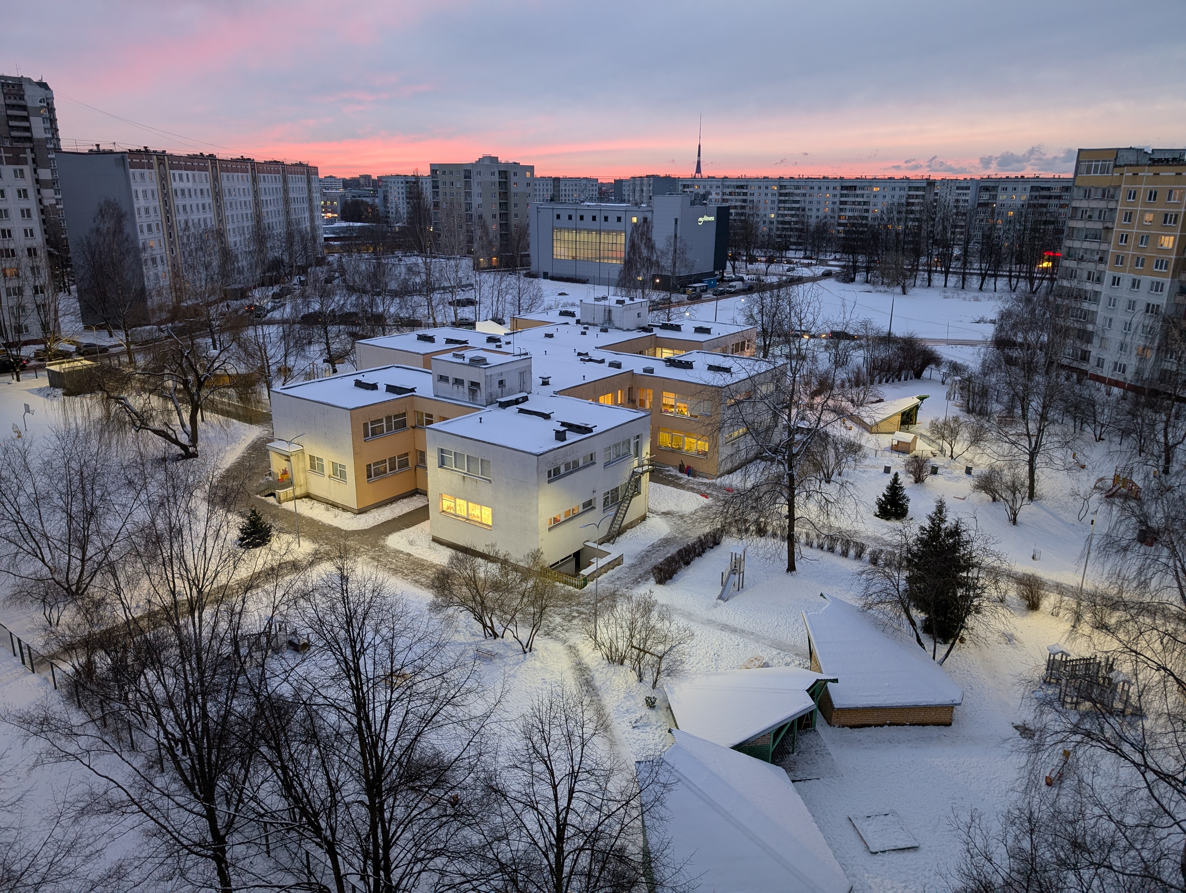 Pārdod dzīvokli, Praulienas iela 6 - Attēls 1