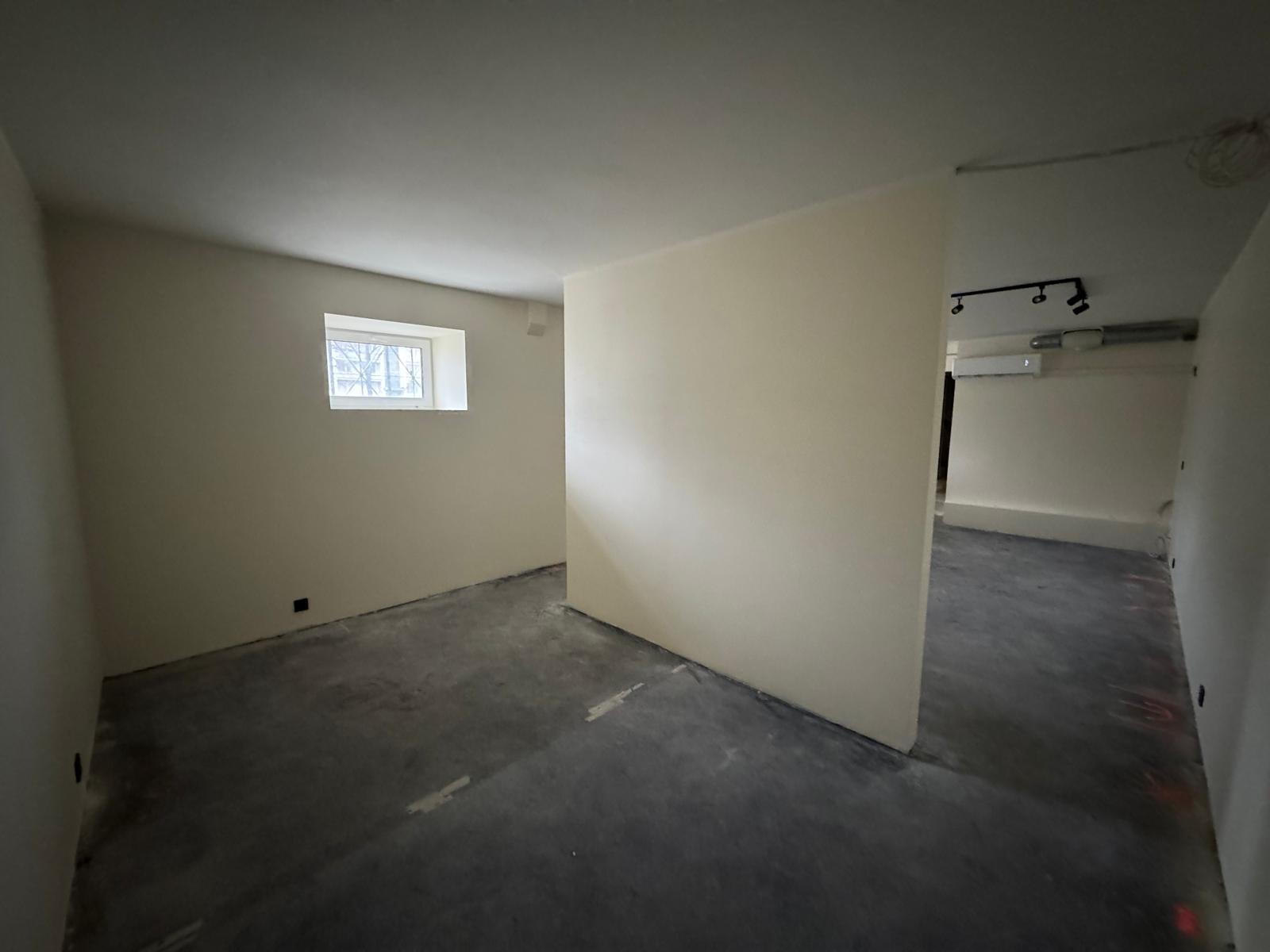 Pārdod tirdzniecības telpas, Brīvības gatve - Attēls 1