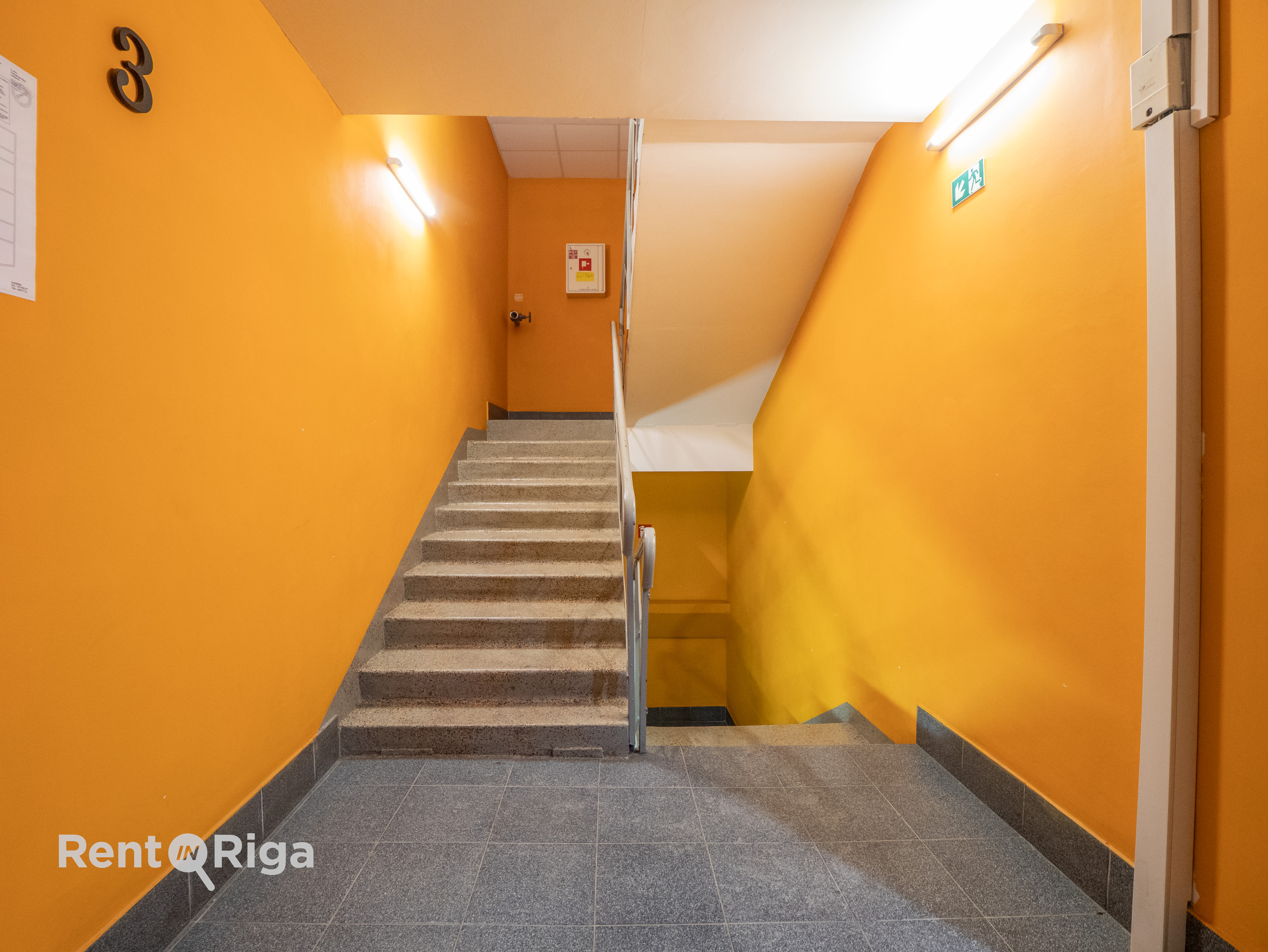 Pārdod biroju, Baltā iela - Attēls 1