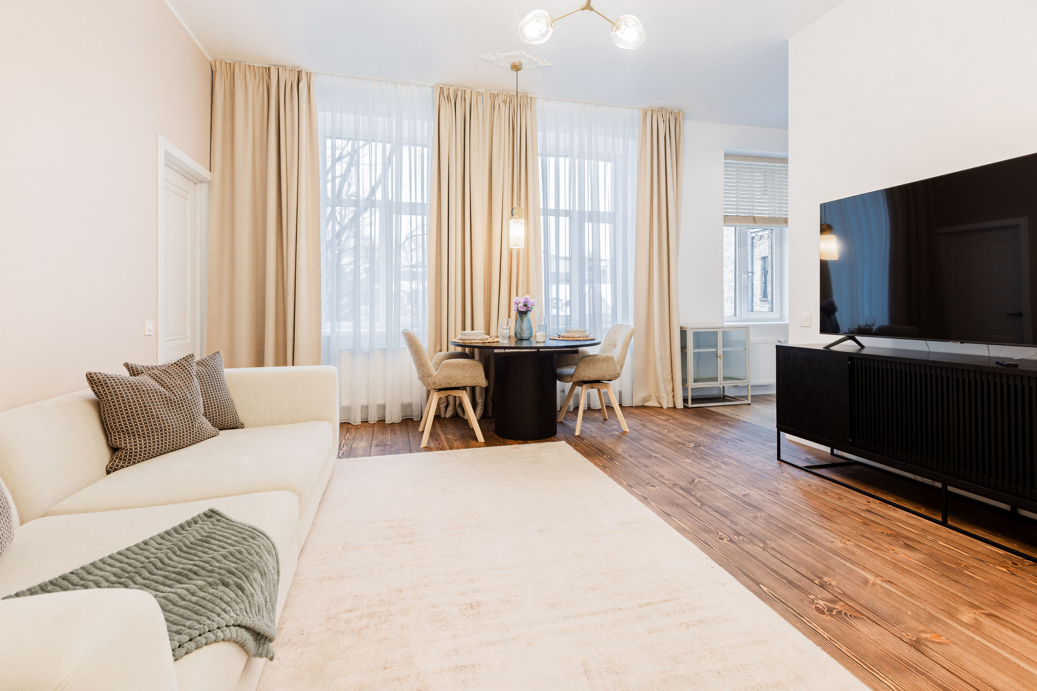 Izīrē dzīvokli, Dzirnavu iela 20 - Attēls 1