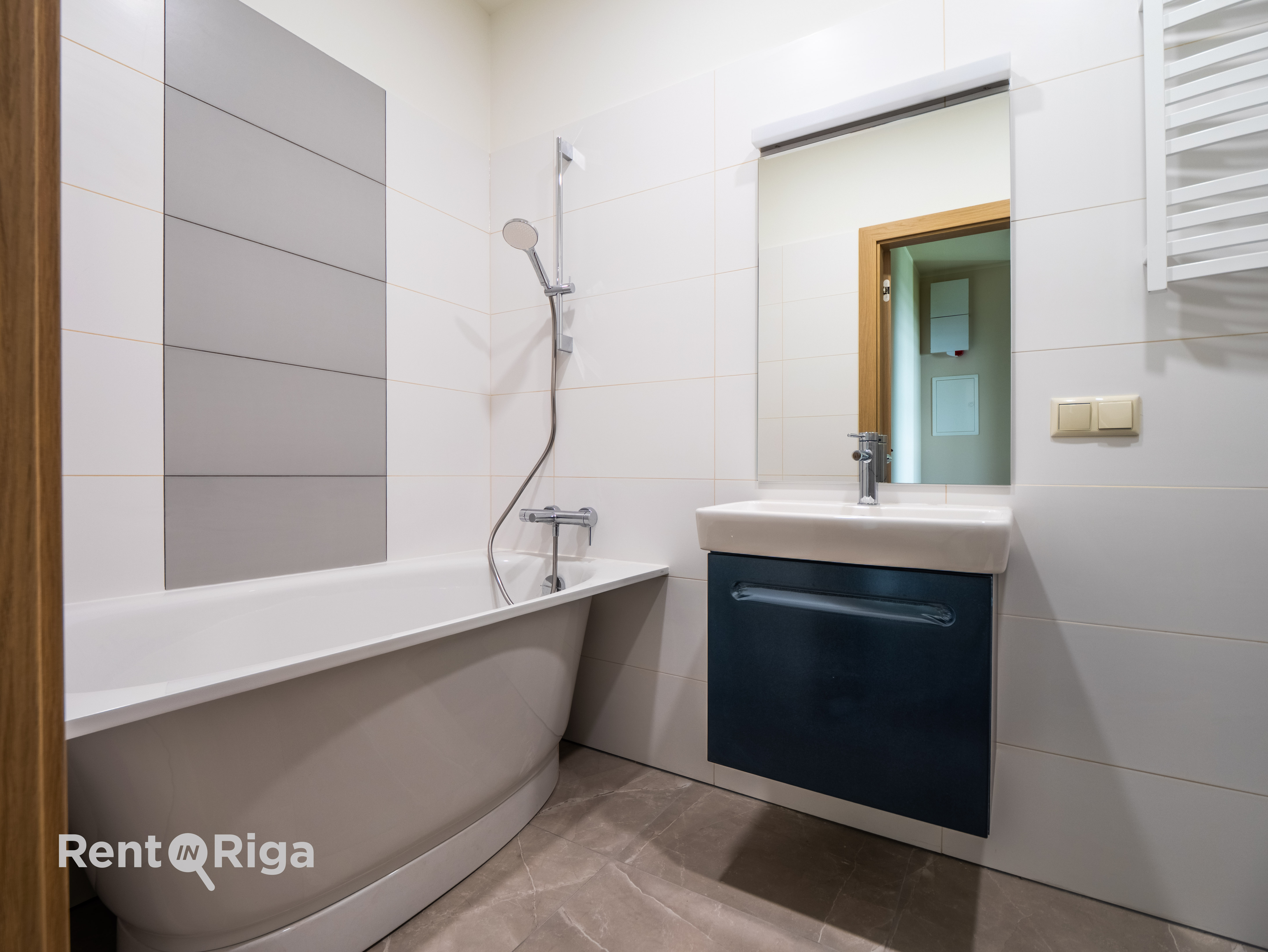 Pārdod dzīvokli, Vēja iela 33 - Attēls 1