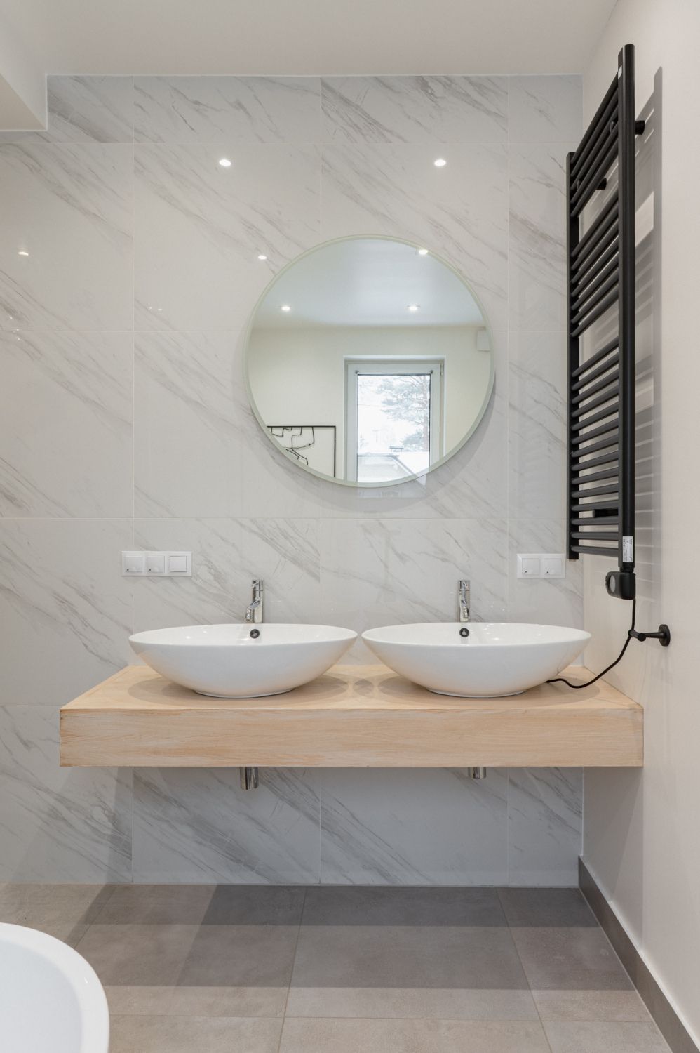 Izīrē māju, Mellužu prospekts iela - Attēls 1