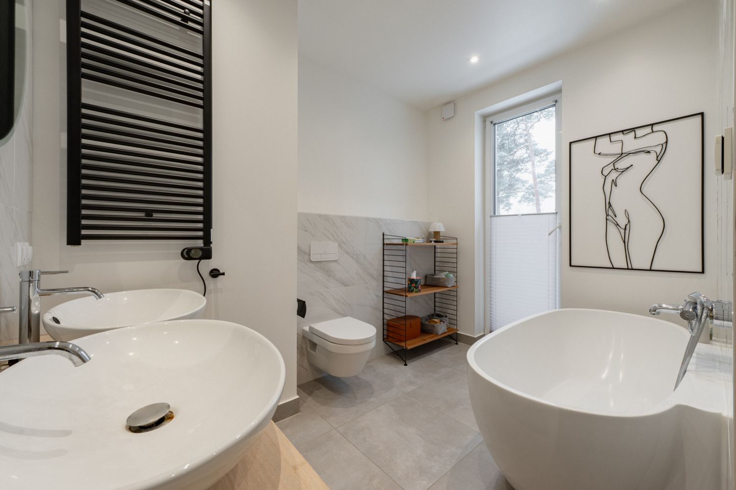 Izīrē māju, Mellužu prospekts iela - Attēls 1