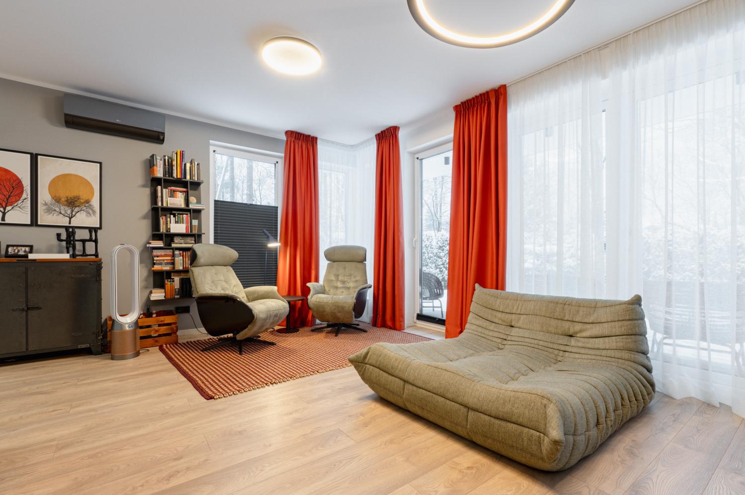 Izīrē māju, Mellužu prospekts iela - Attēls 1