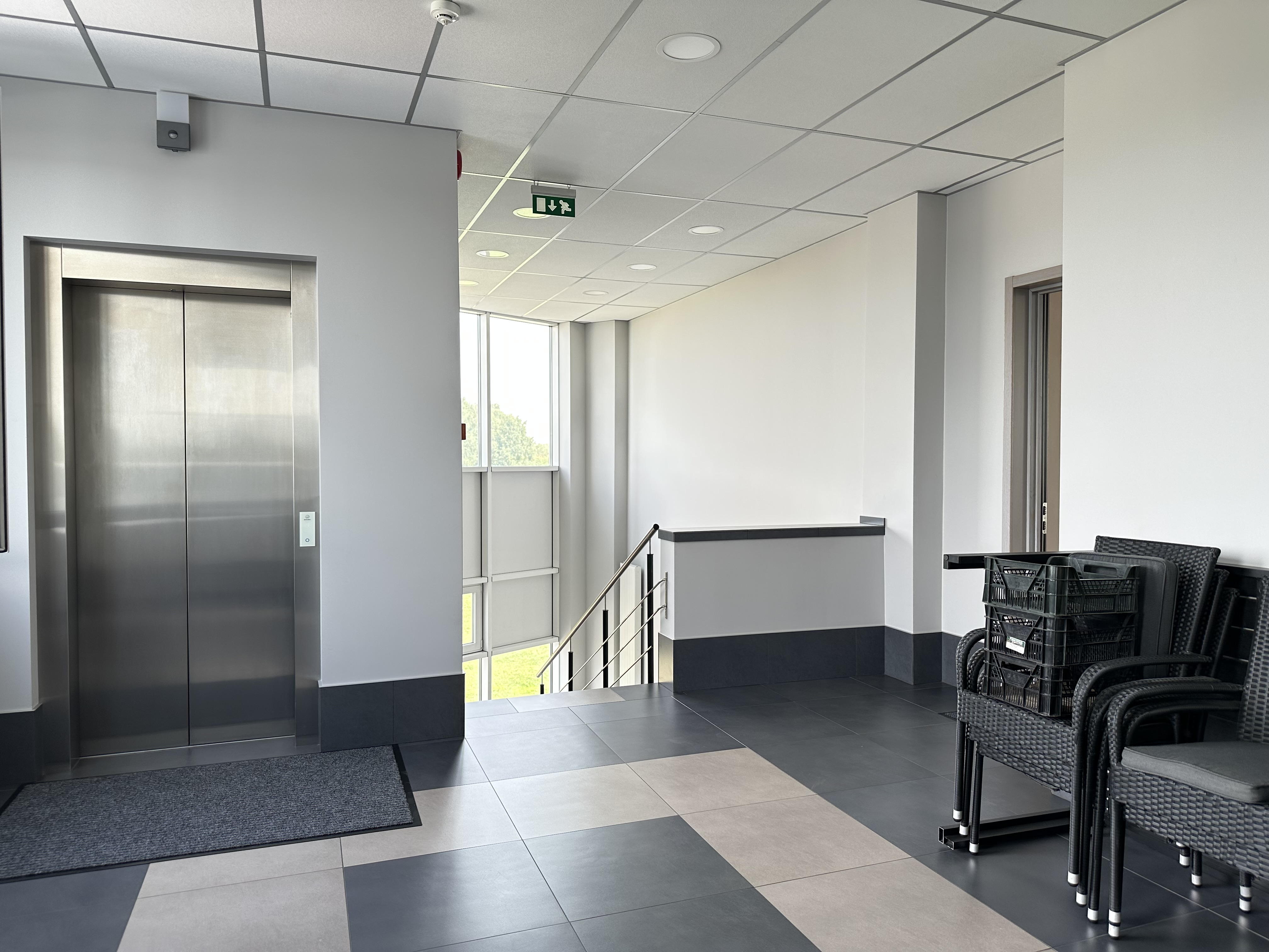 Iznomā tirdzniecības telpas, Dārzciema iela - Attēls 1