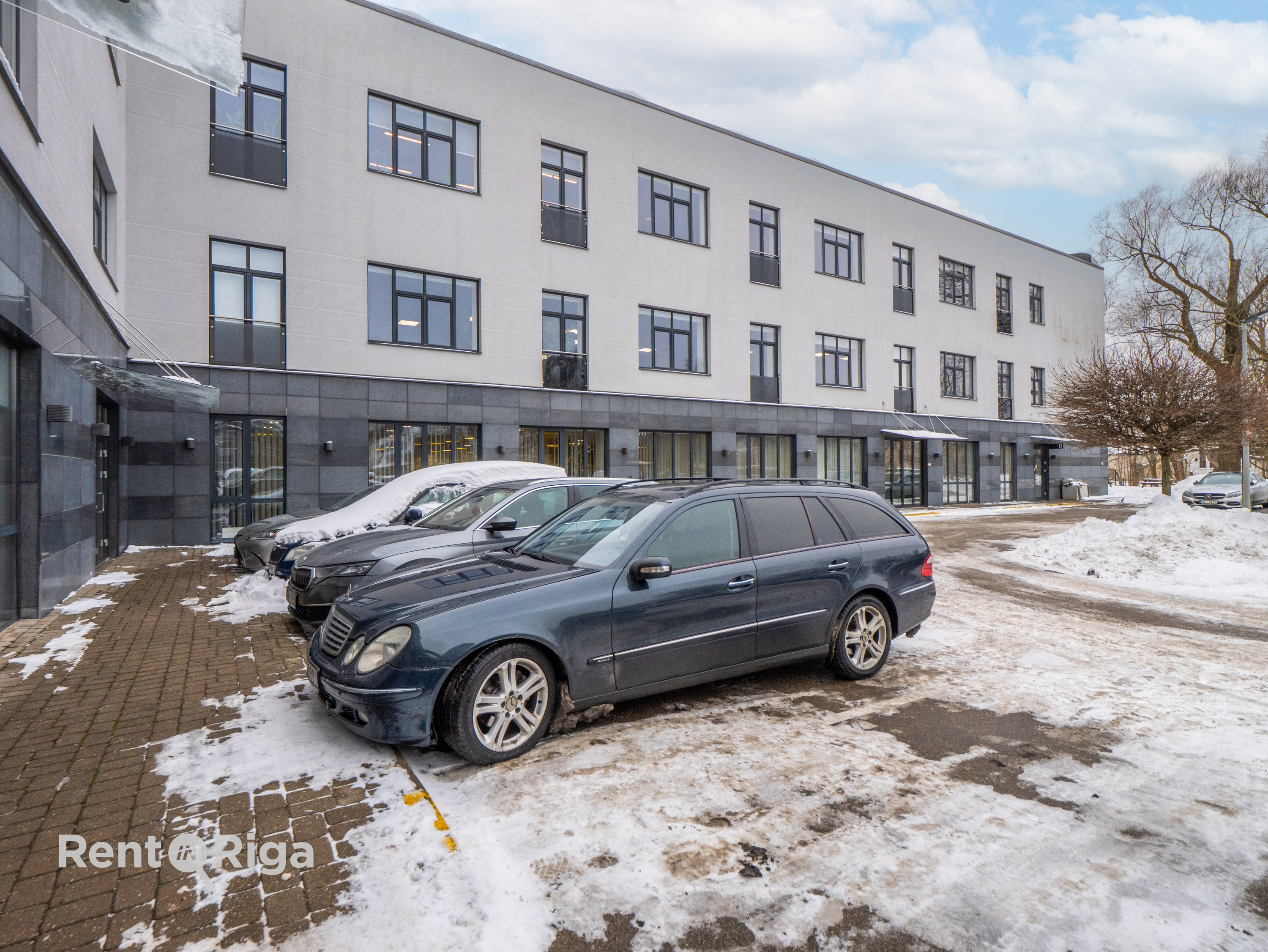 Iznomā tirdzniecības telpas, Dēļu iela - Attēls 1