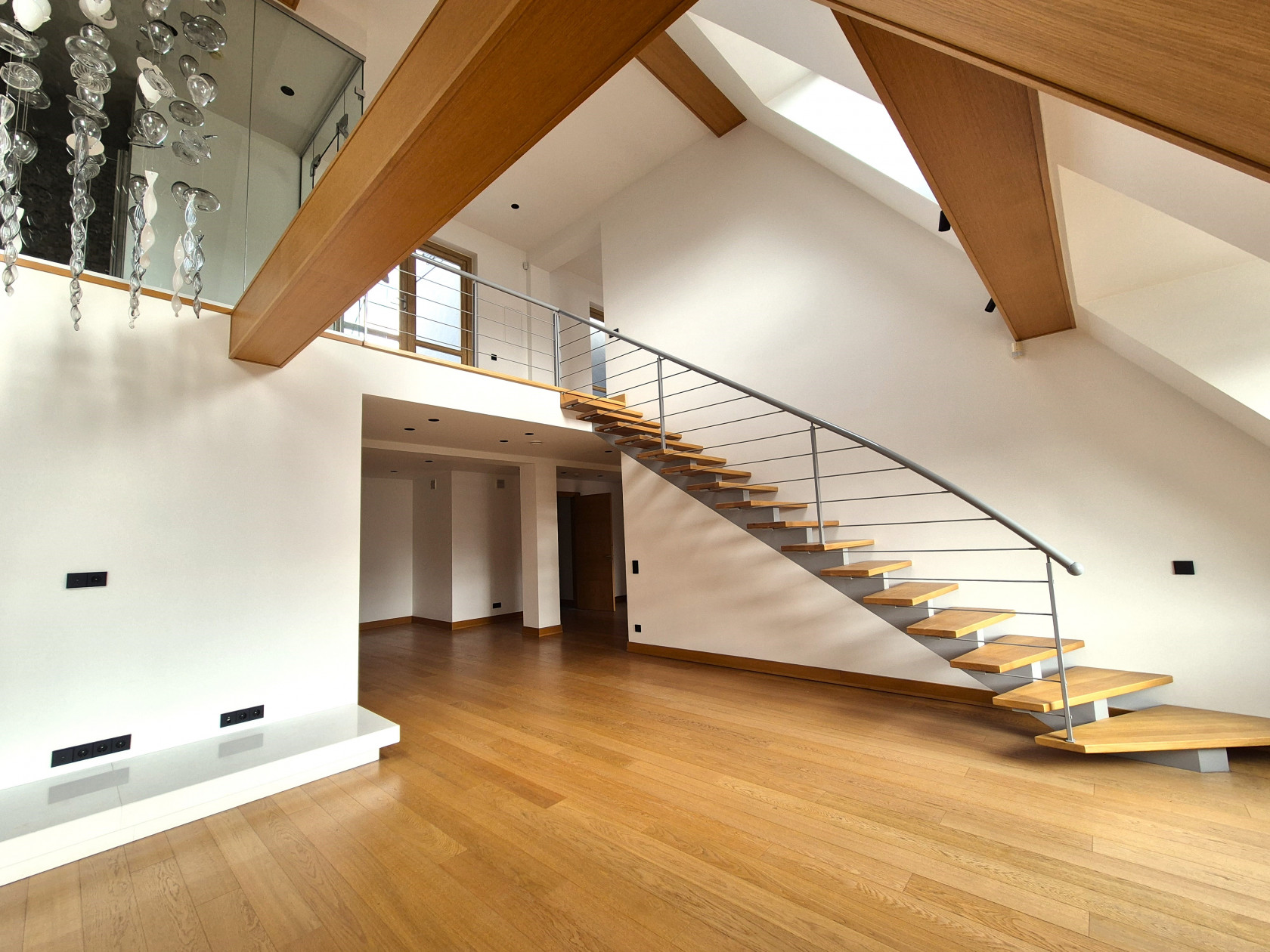 Pārdod dzīvokli, Teātra iela 2 - Attēls 1