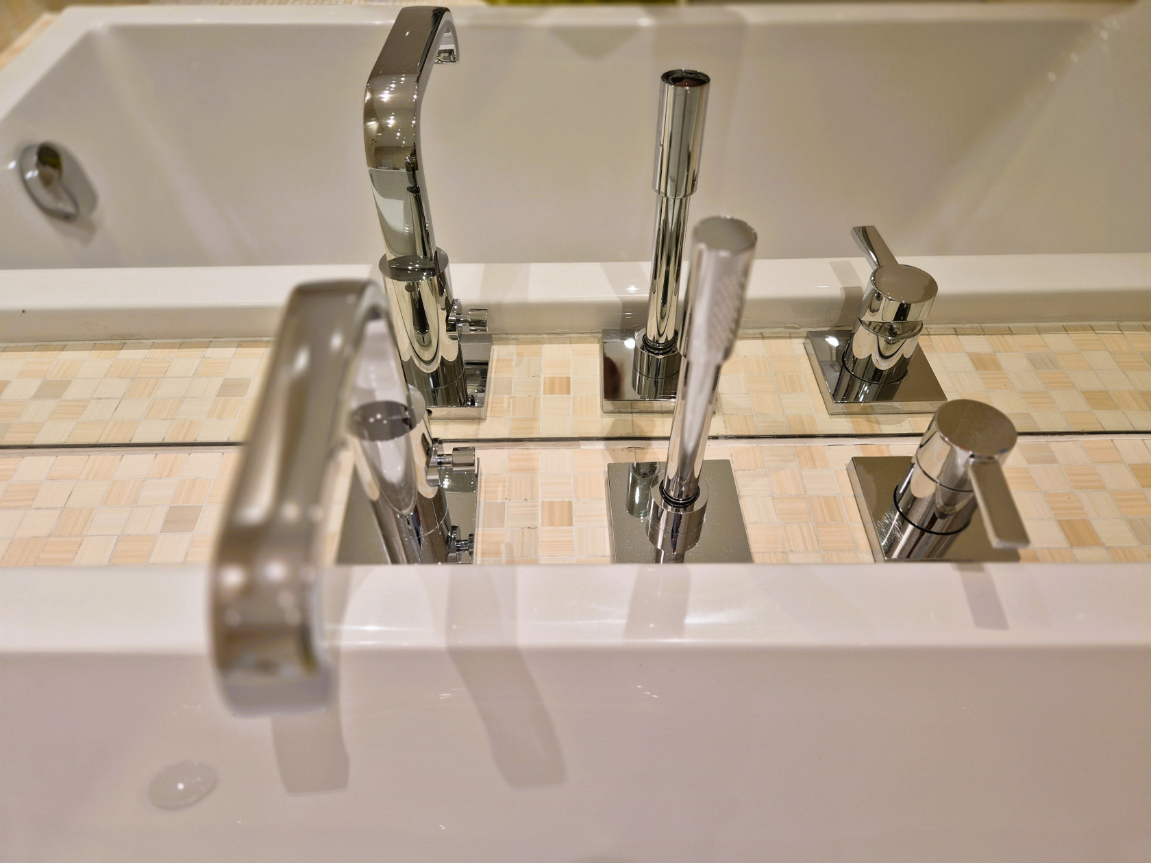 Pārdod dzīvokli, Teātra iela 2 - Attēls 1