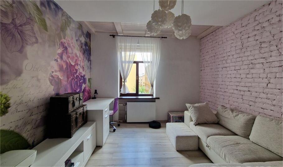 Izīrē dzīvokli, Visvalža iela 1 - Attēls 1