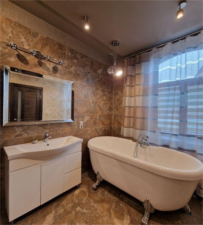 Izīrē dzīvokli, Visvalža iela 1 - Attēls 1