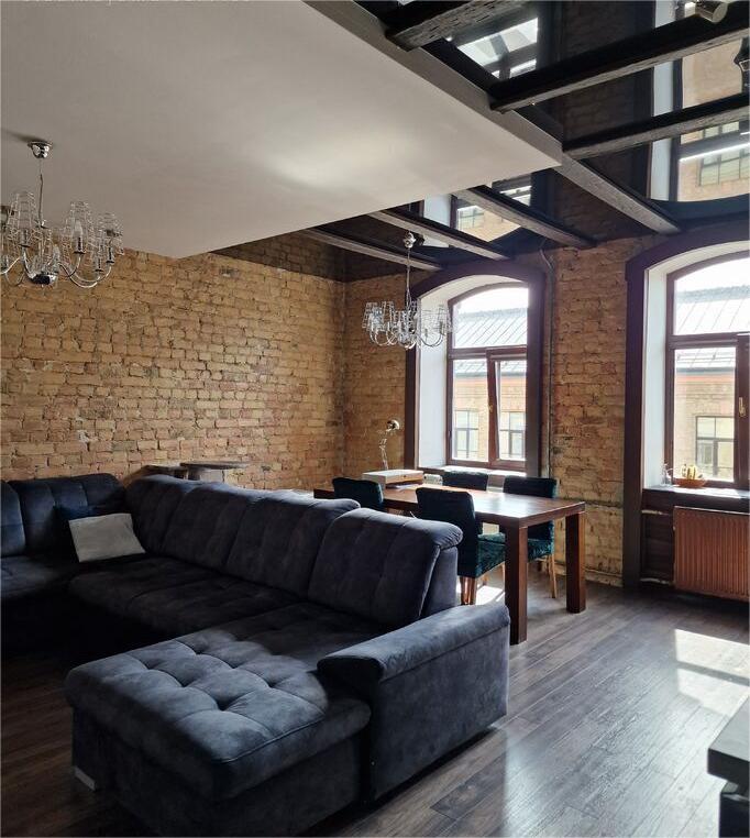 Izīrē dzīvokli, Visvalža iela 1 - Attēls 1