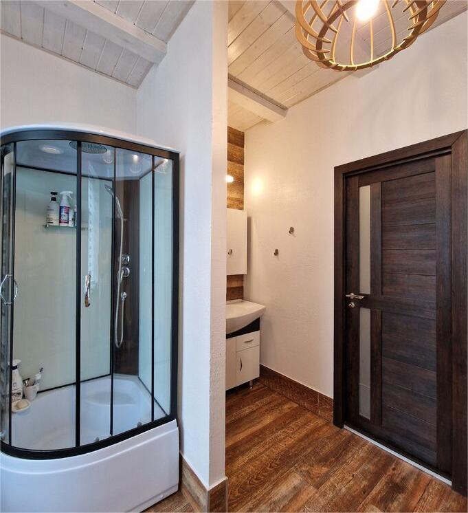 Izīrē dzīvokli, Visvalža iela 1 - Attēls 1