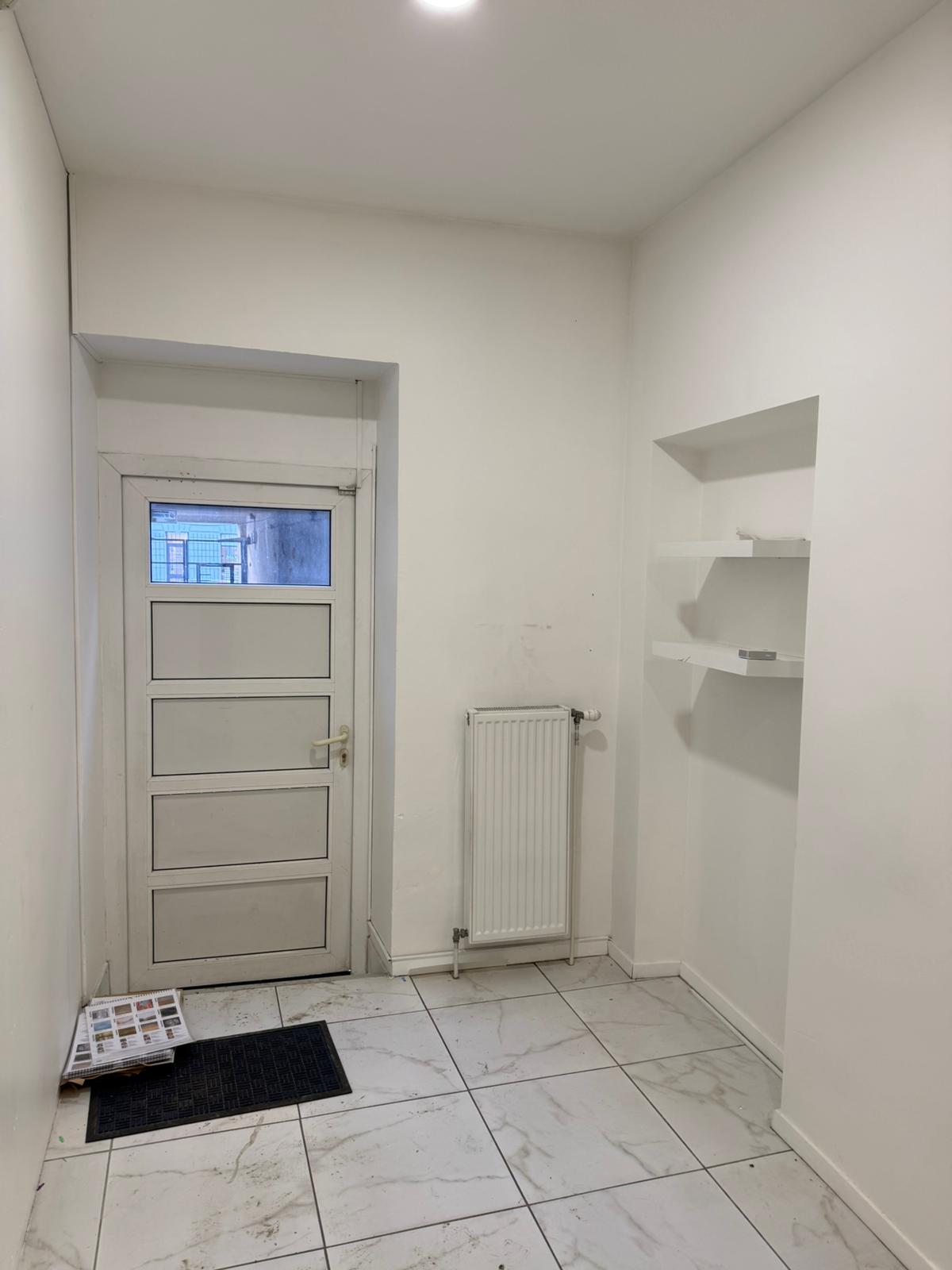 Retail premises for rent, Tērbatas street - Image 1