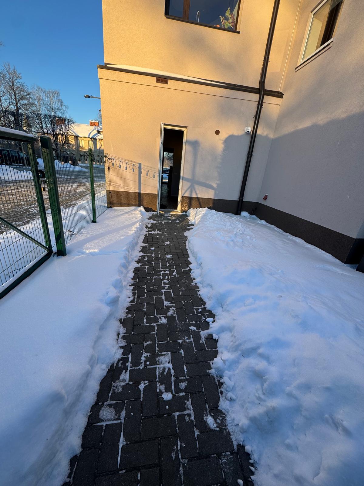 Iznomā tirdzniecības telpas, Līvzemes iela - Attēls 1