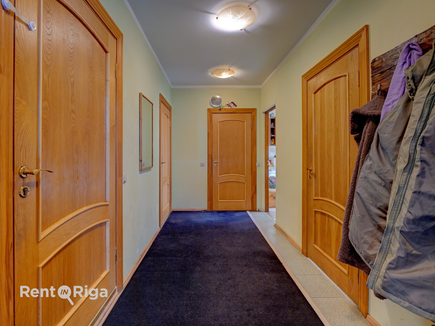 Pārdod māju, Steigas iela - Attēls 1