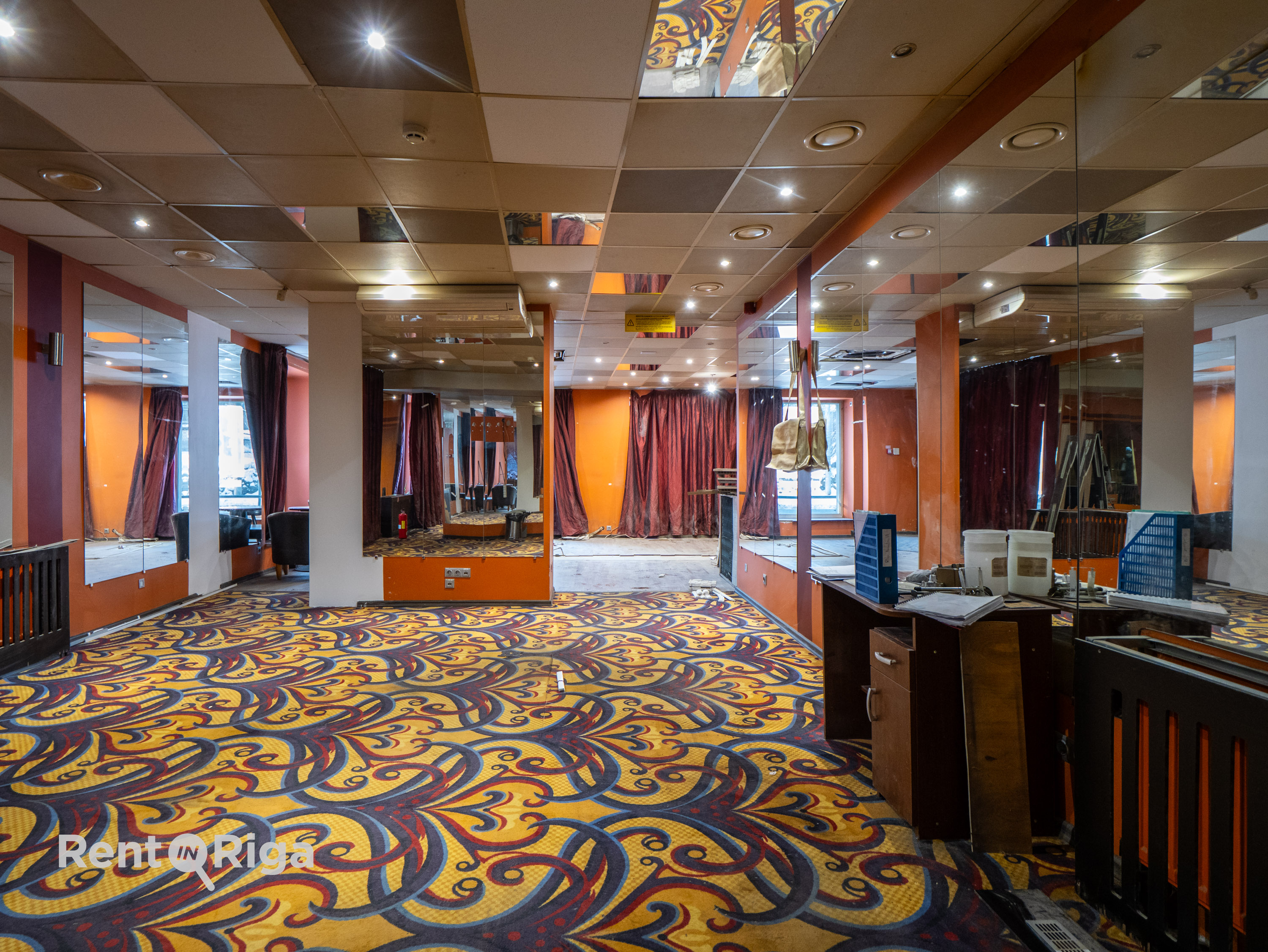 Pārdod tirdzniecības telpas, Nometņu iela - Attēls 1