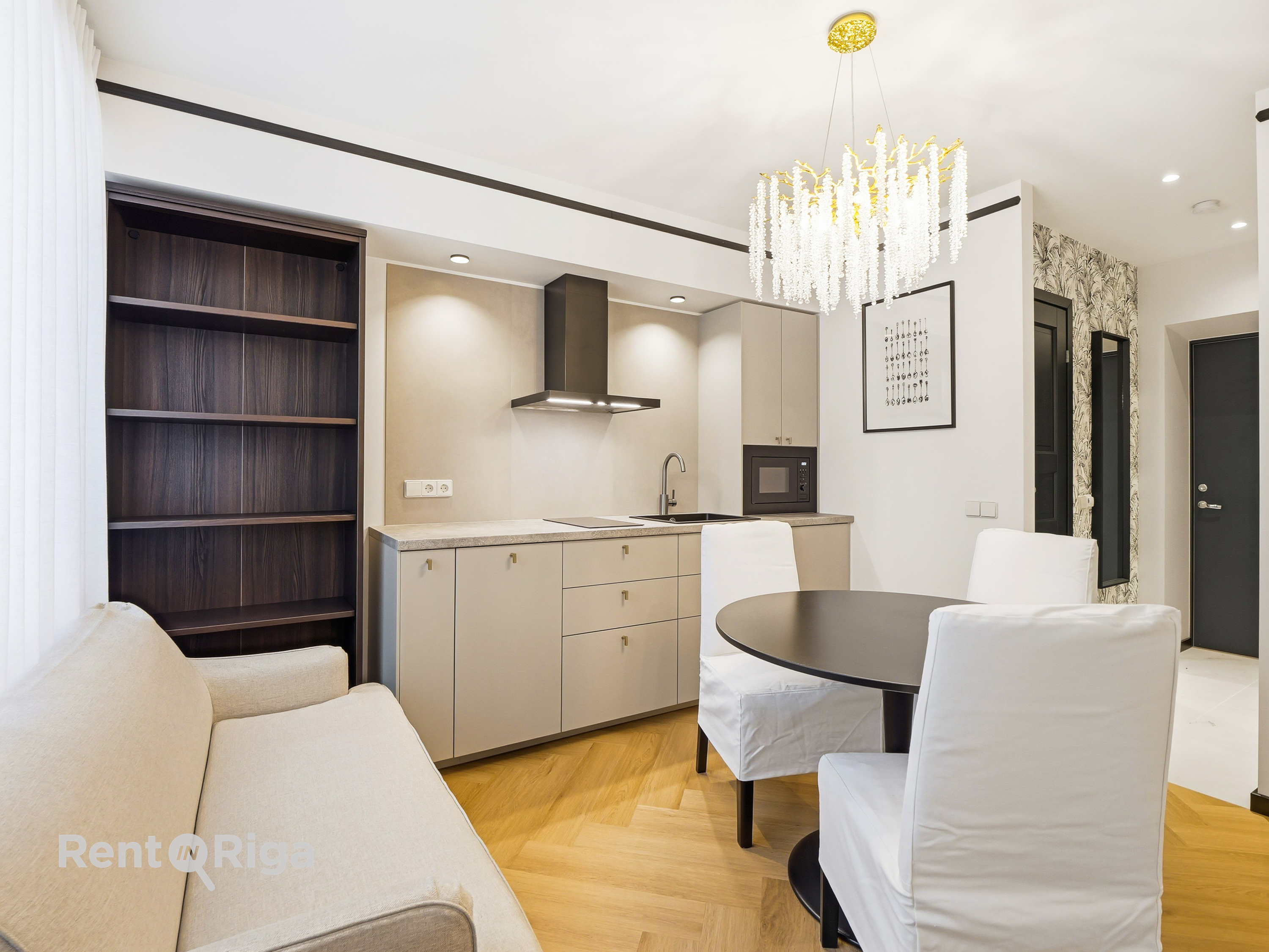 Izīrē dzīvokli, Ezermalas iela 4 - Attēls 1