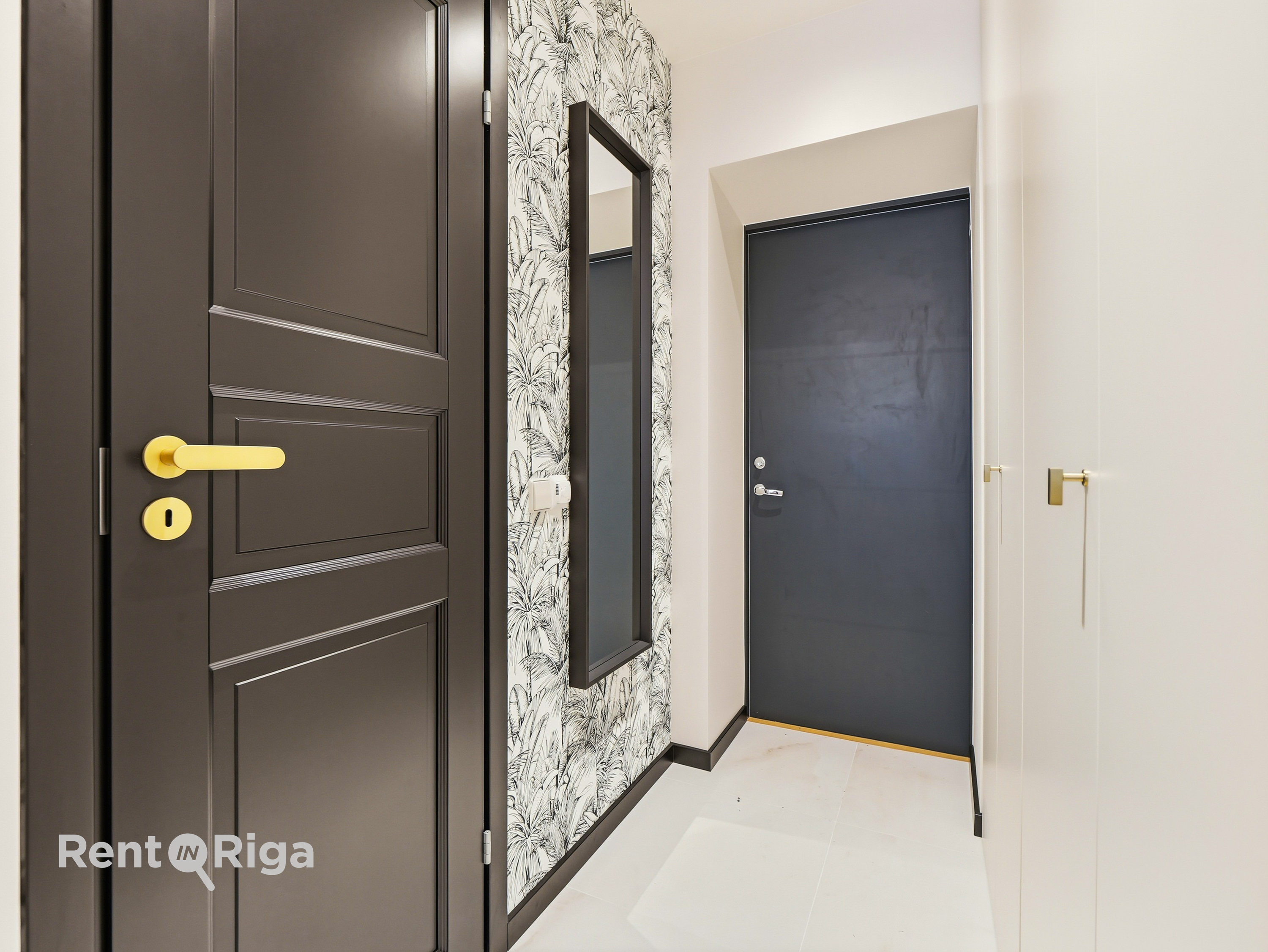 Izīrē dzīvokli, Ezermalas iela 4 - Attēls 1