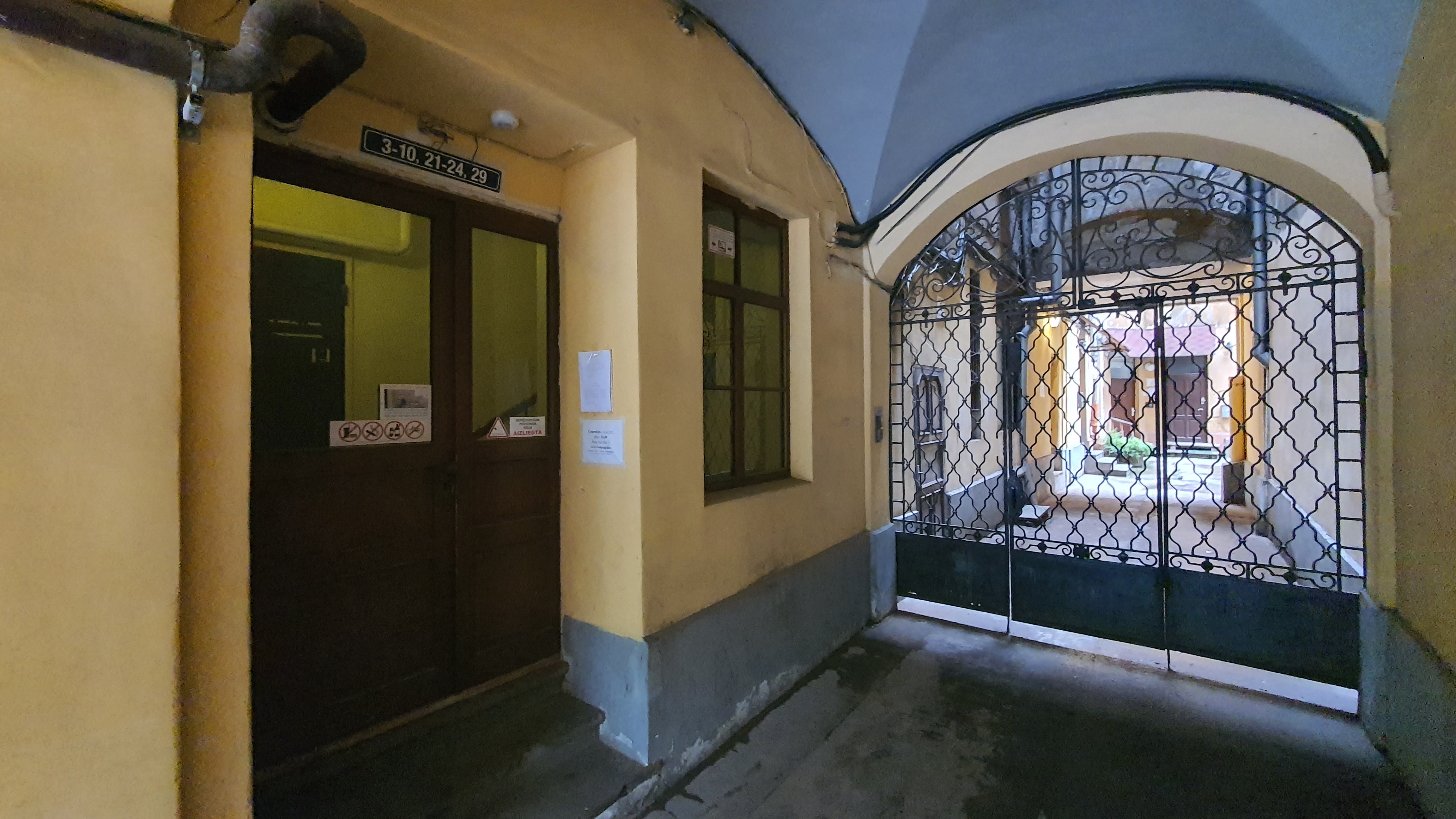 Pārdod dzīvokli, Raina bulvaris 31 - Attēls 1