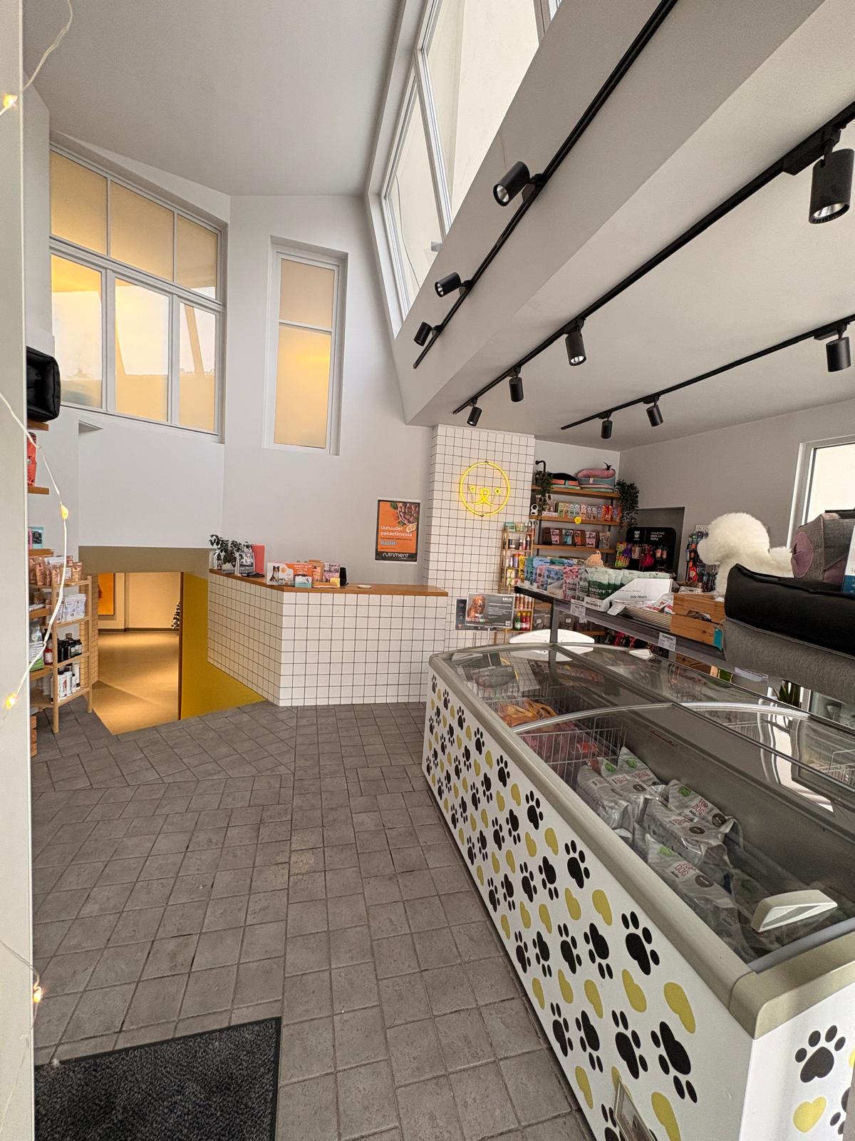 Iznomā tirdzniecības telpas, Brīvības iela - Attēls 1