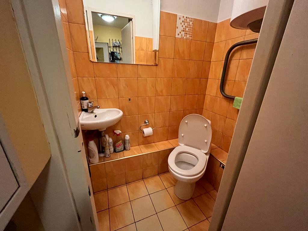 Pārdod tirdzniecības telpas, Valdeķu iela - Attēls 1