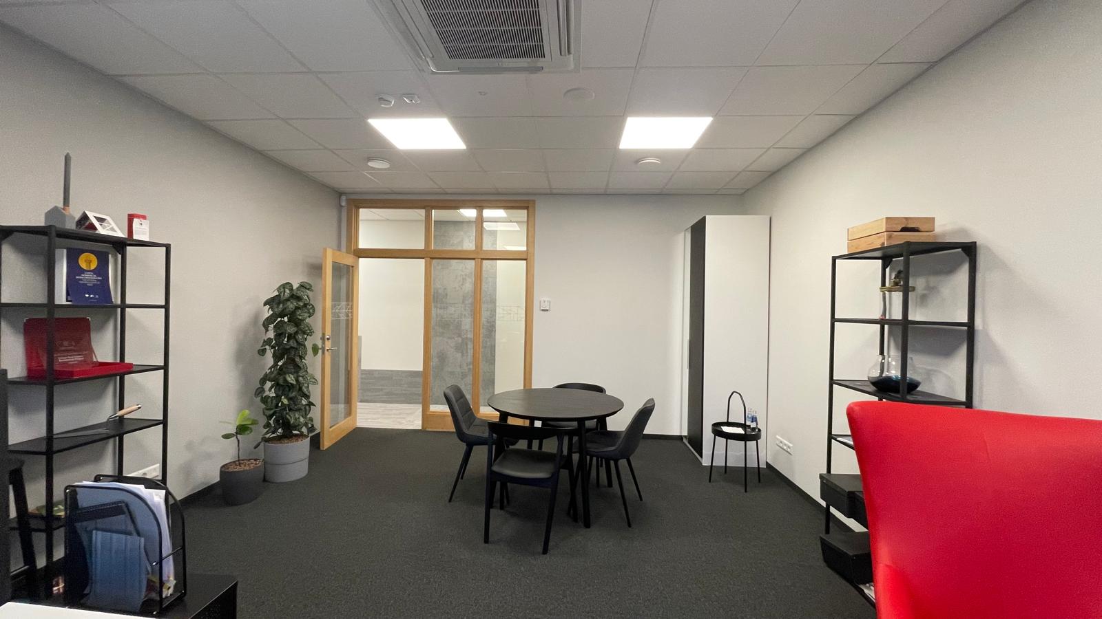 Iznomā biroju, Cēsu iela - Attēls 1