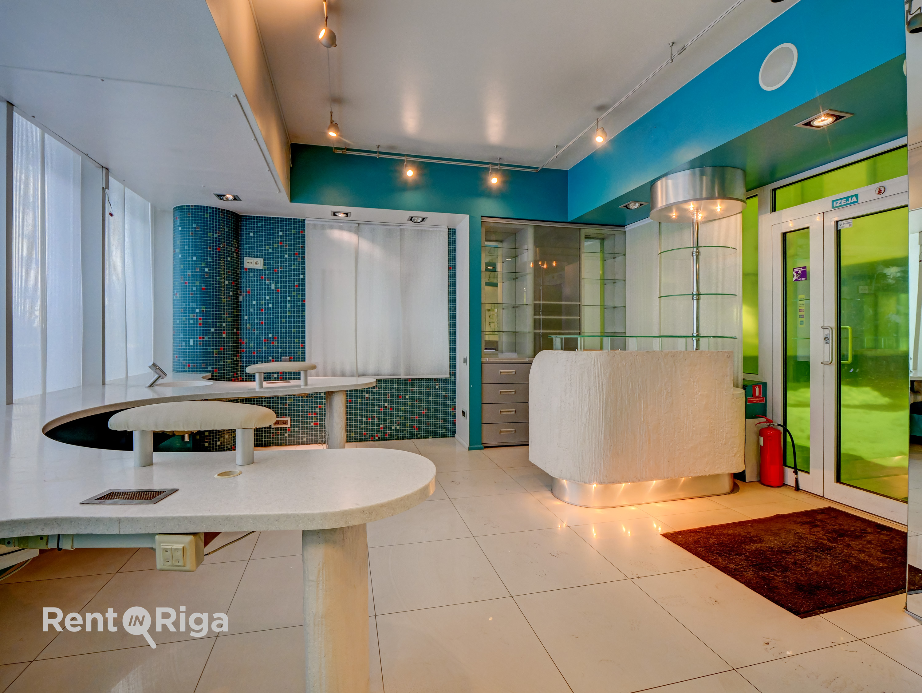 Retail premises for rent, Republikas laukums street - Image 1