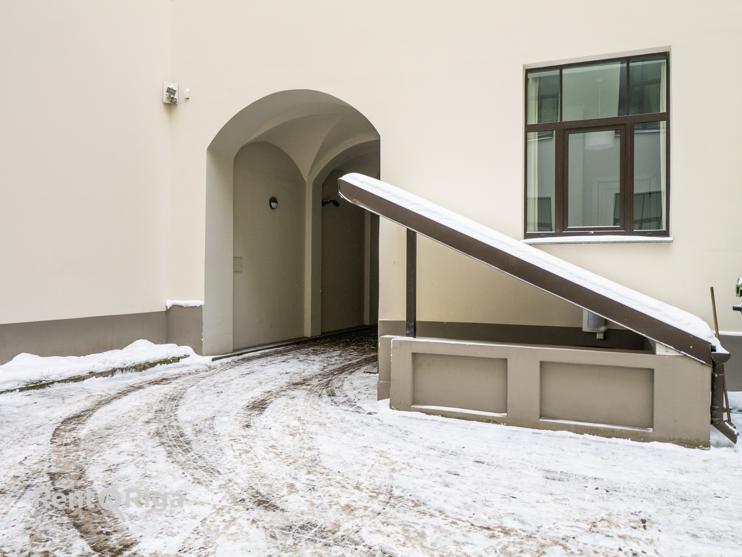 Iznomā tirdzniecības telpas, Skolas iela - Attēls 1