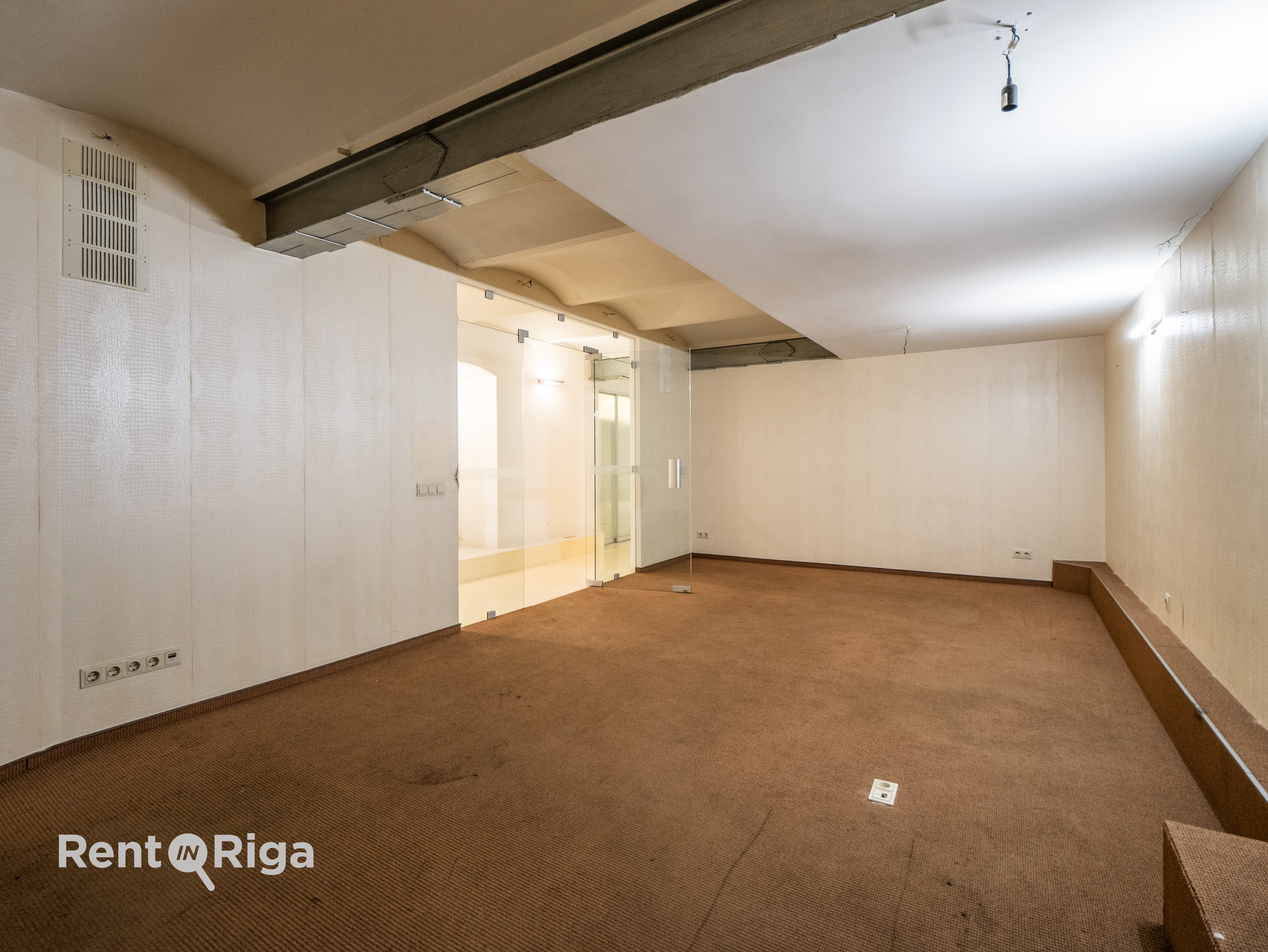 Iznomā tirdzniecības telpas, Skolas iela - Attēls 1