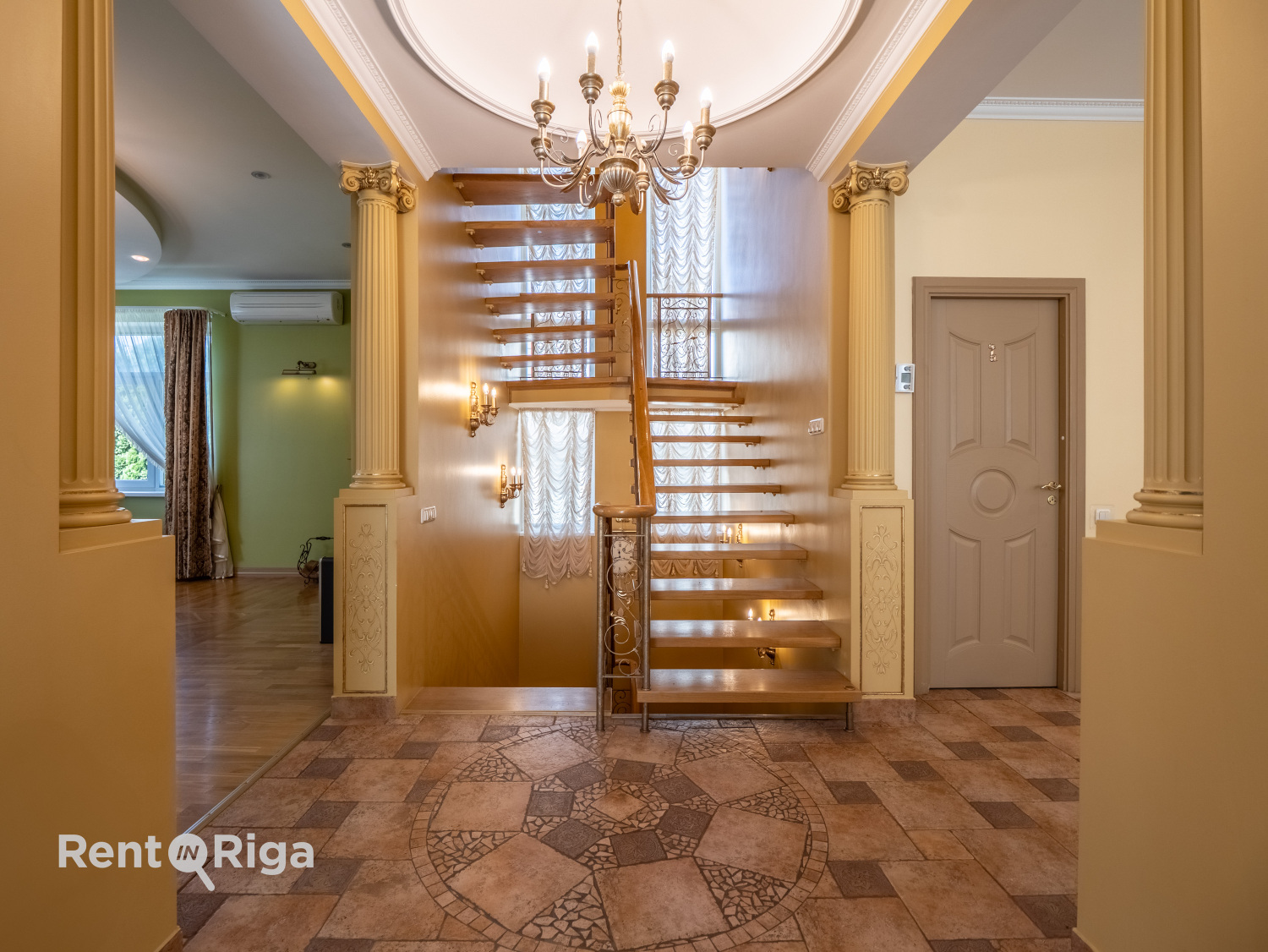 Pārdod māju, Buru iela - Attēls 1