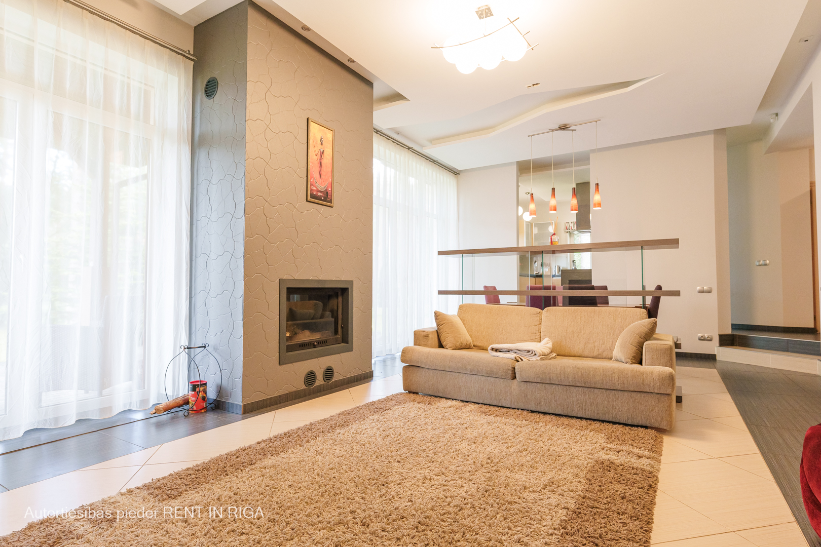 Pārdod māju, Apses iela - Attēls 1