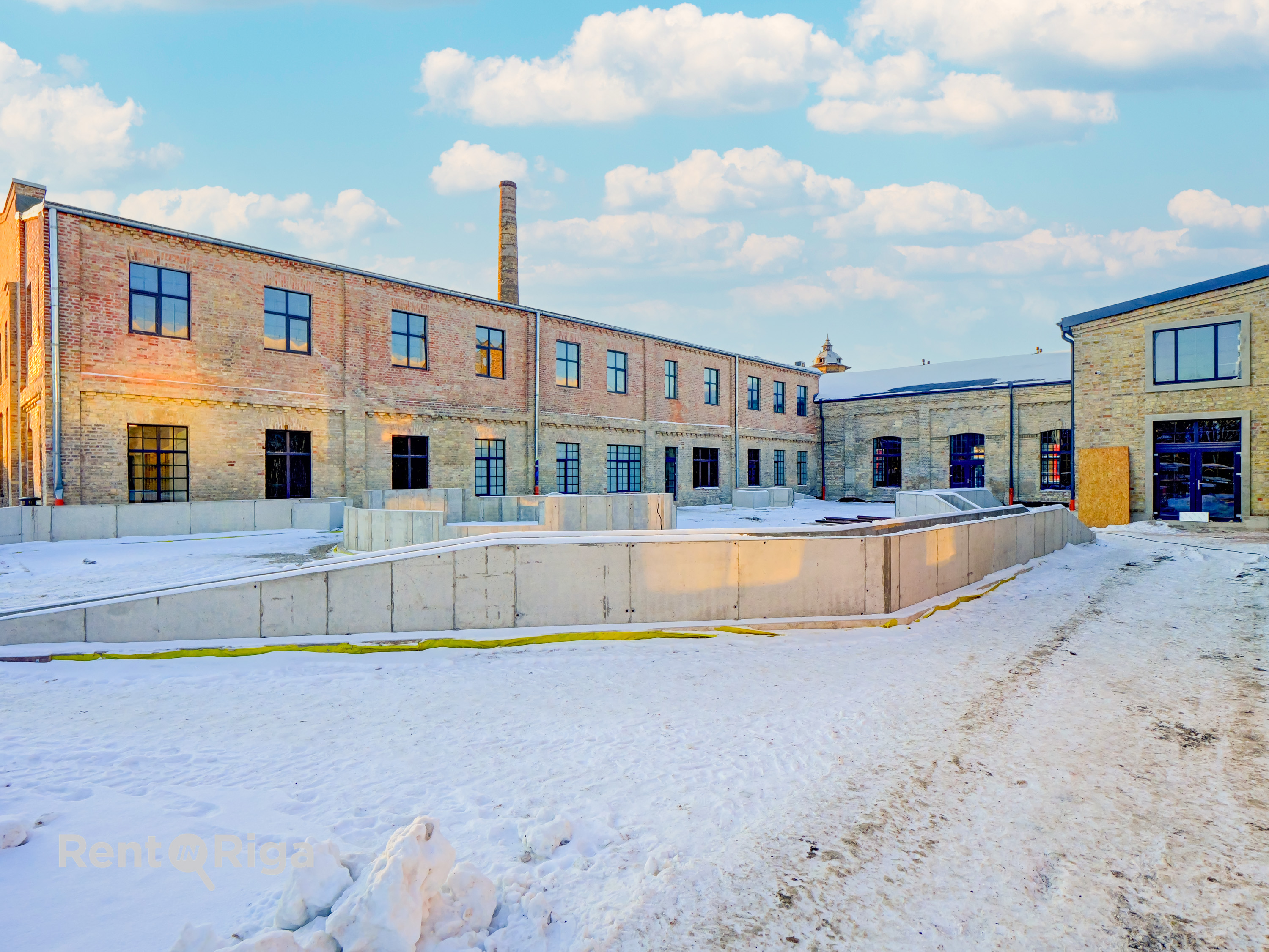 Iznomā tirdzniecības telpas, Brīvības gatve iela - Attēls 1