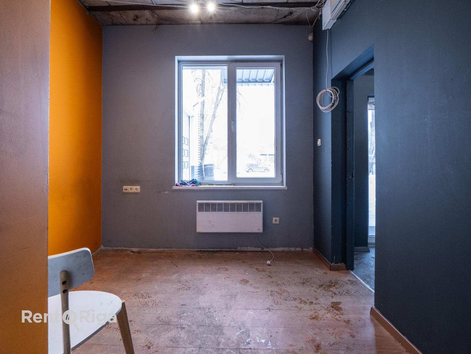 Retail premises for rent, Duntes street - Image 1