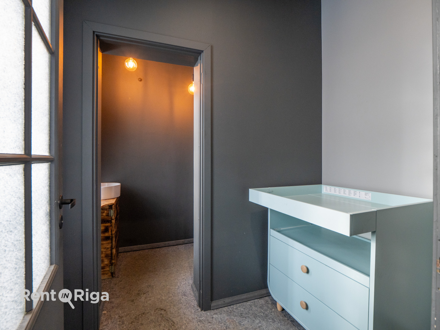 Retail premises for rent, Duntes street - Image 1