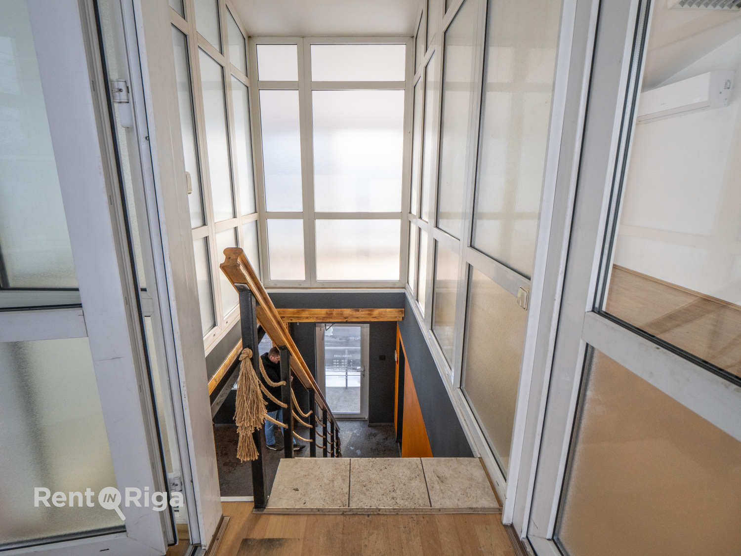 Retail premises for rent, Duntes street - Image 1