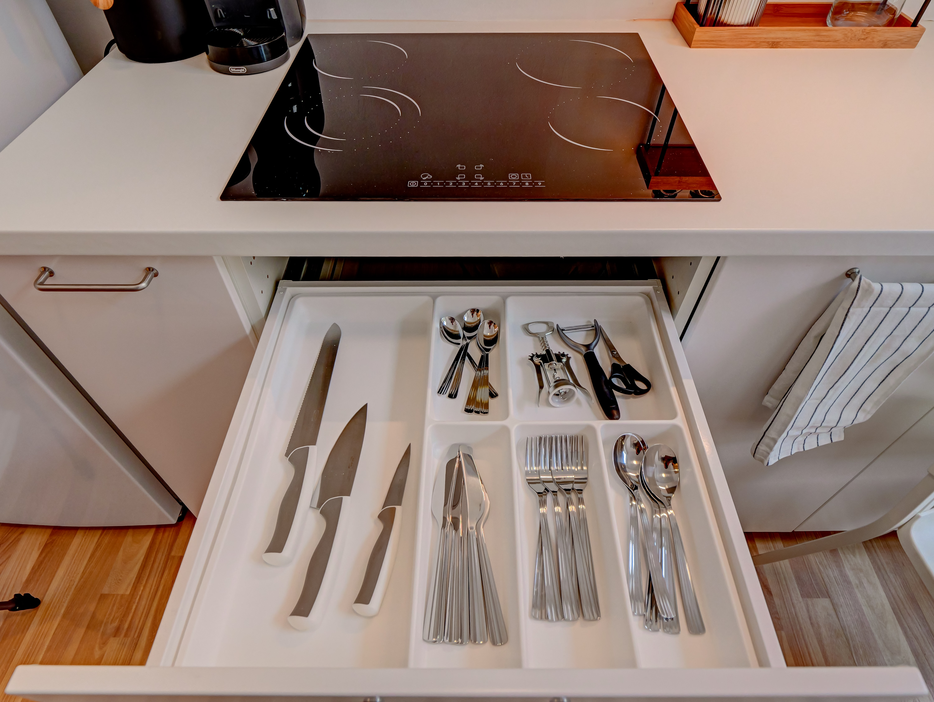 Izīrē dzīvokli, Merķeļa iela 8 - Attēls 1